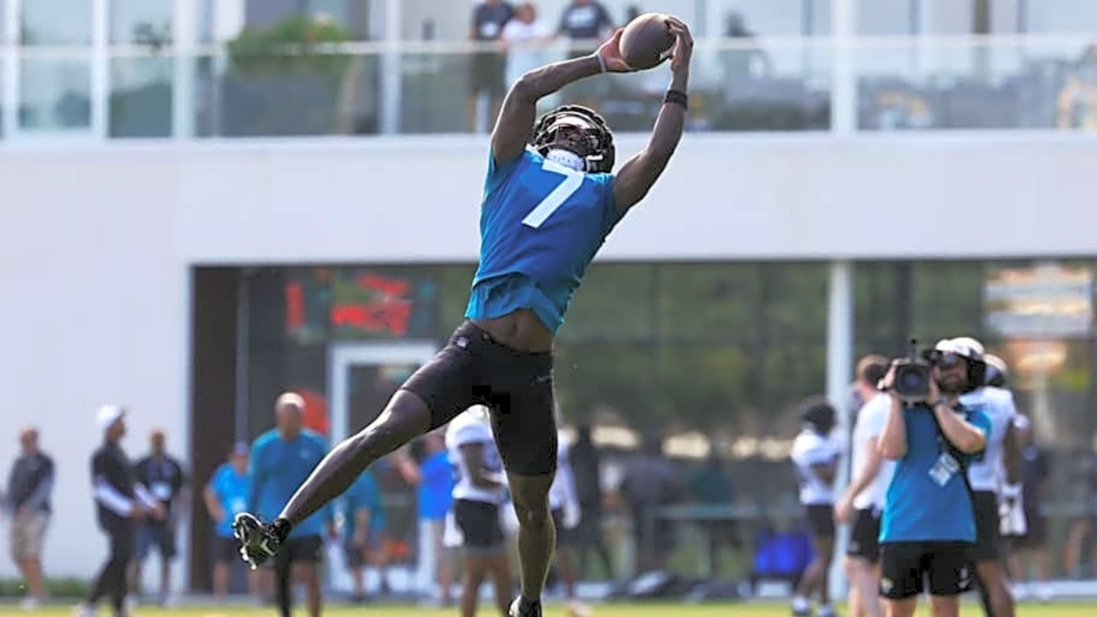Jaguars&#39; OC Speaks on Brian Thomas Jr.&#39;s Training Camp Frustrations