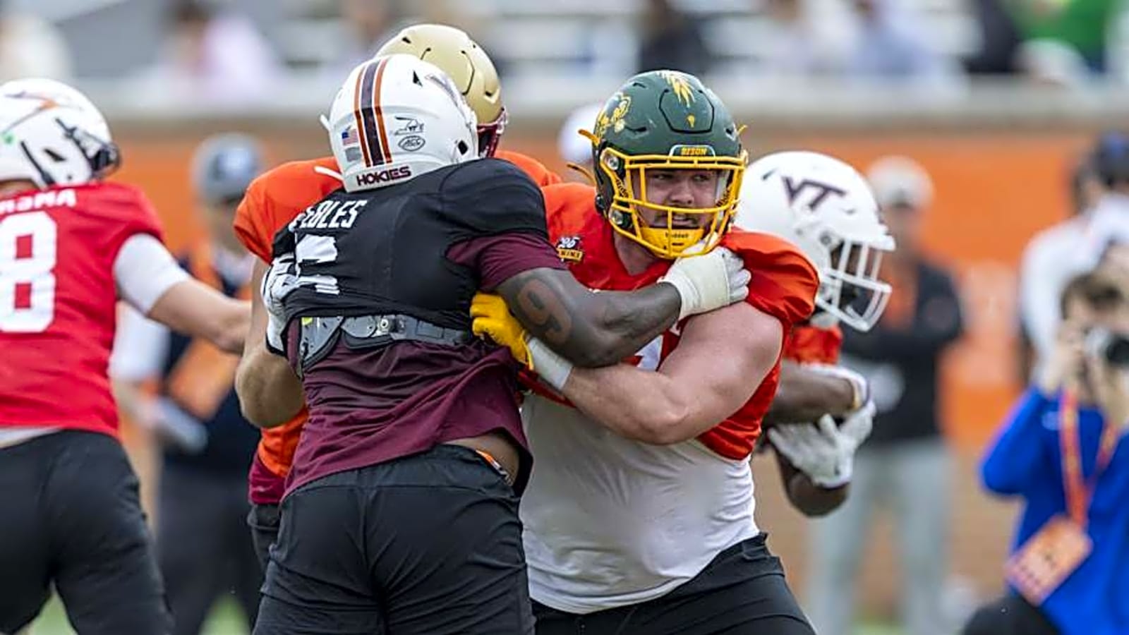 Seahawks&#39; Grey Zabel comes out swinging in preseason debut