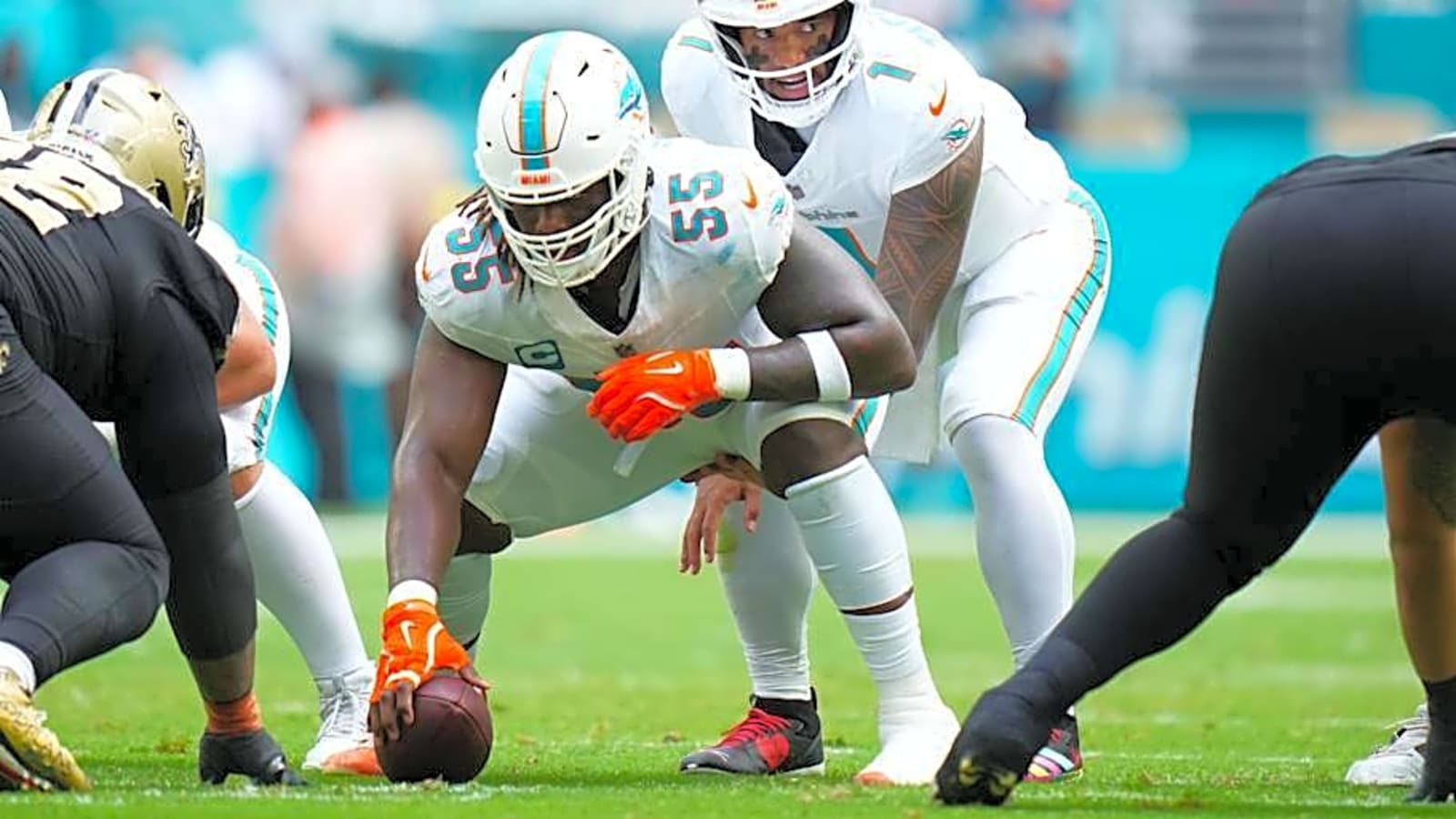 Why Dolphins Should Extend Aaron Brewer Sooner Than Later