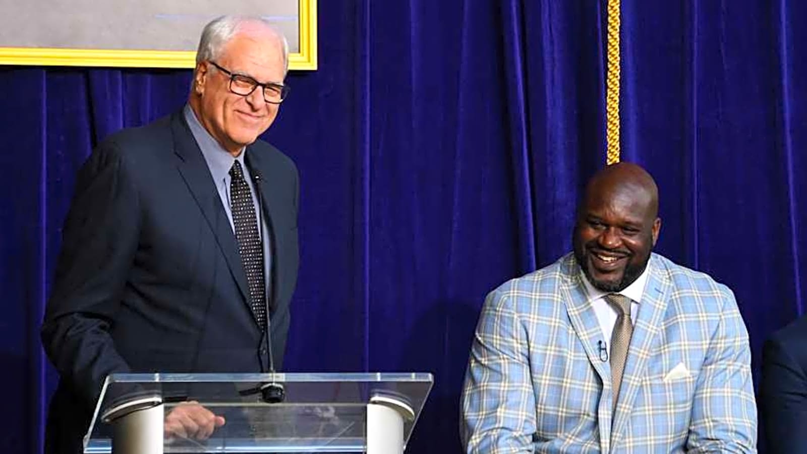 Former Lakers Legend, NBA Hall of Famer to Compete in Celebrity Boxing Match