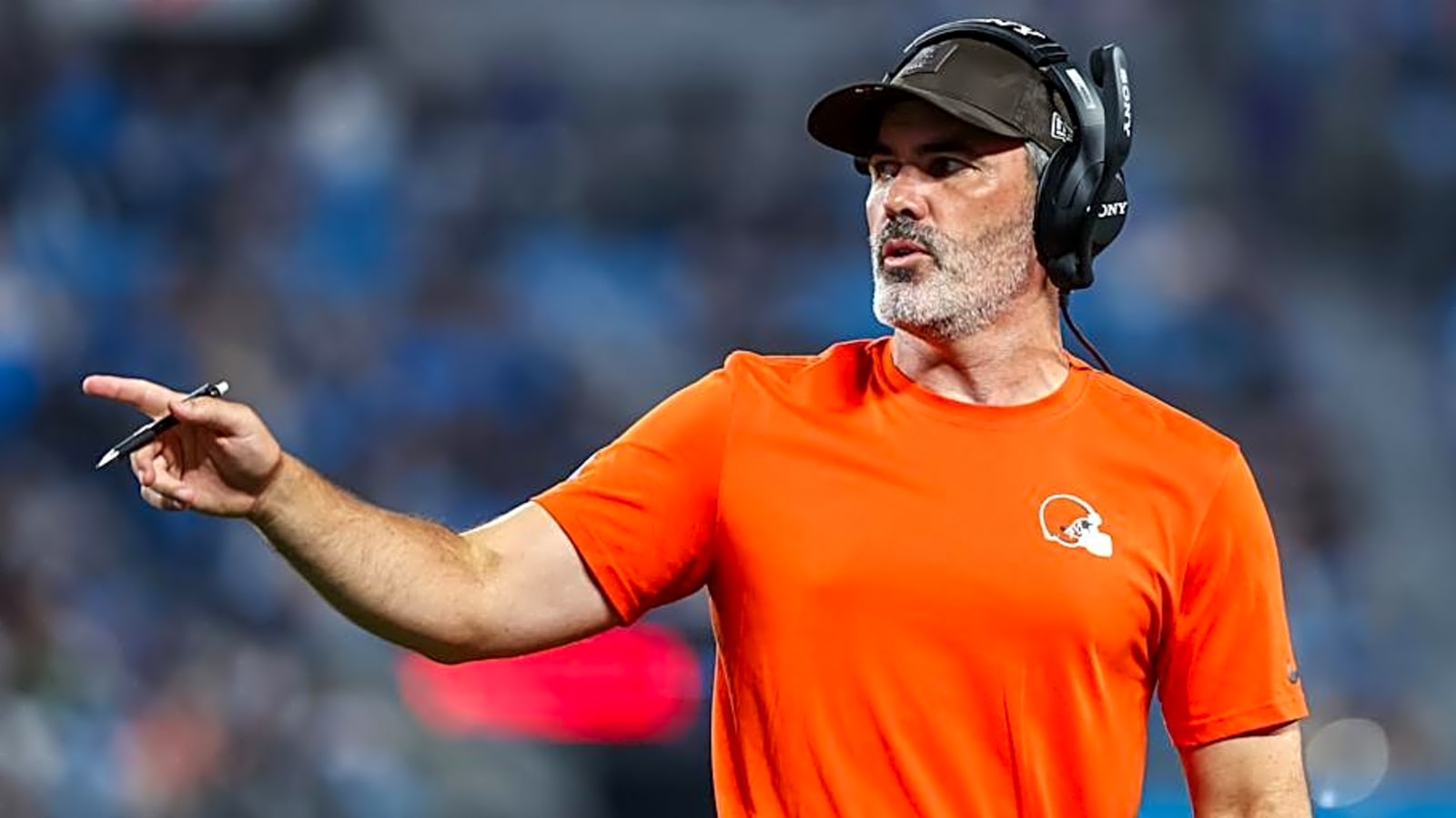 No-brainer running back trade package is too good for Browns to refuse