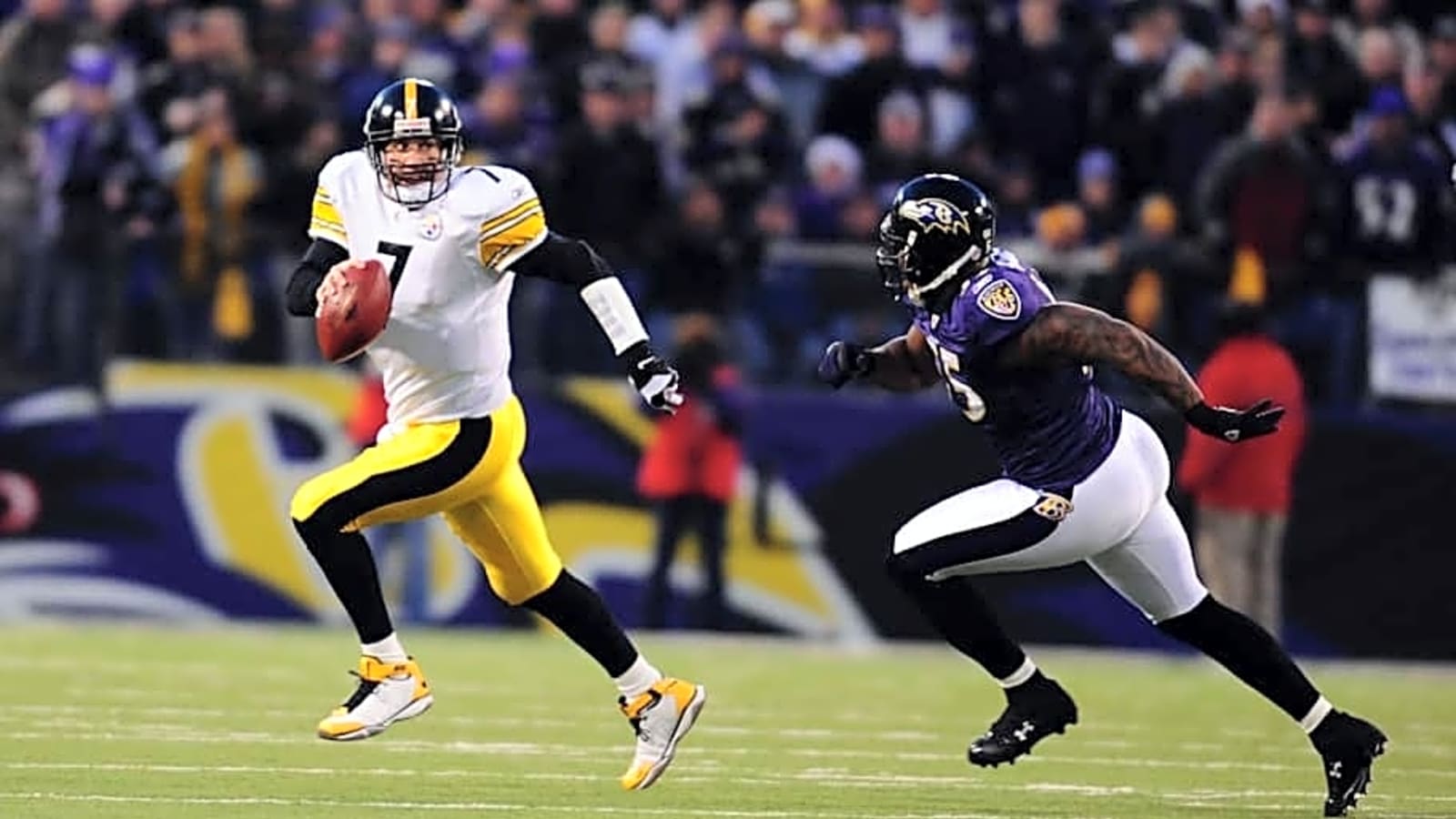 Ravens Legend Shows Respect to Steelers&#39; Ben Roethlisberger