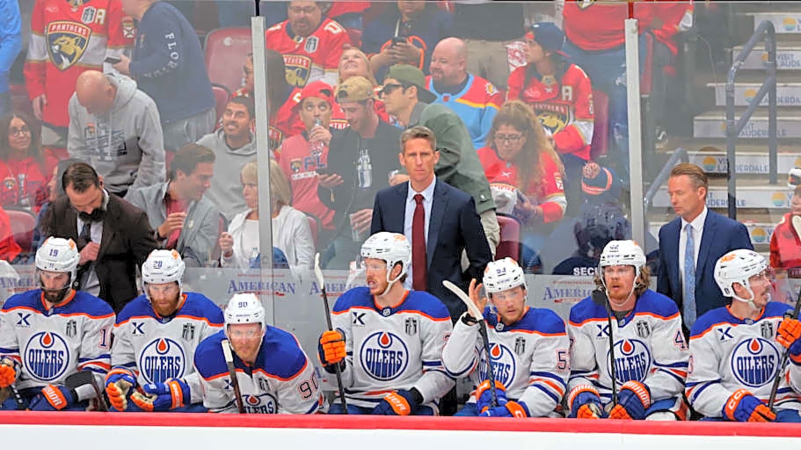 Insider Shuts Down Oilers Coaching Change Rumors