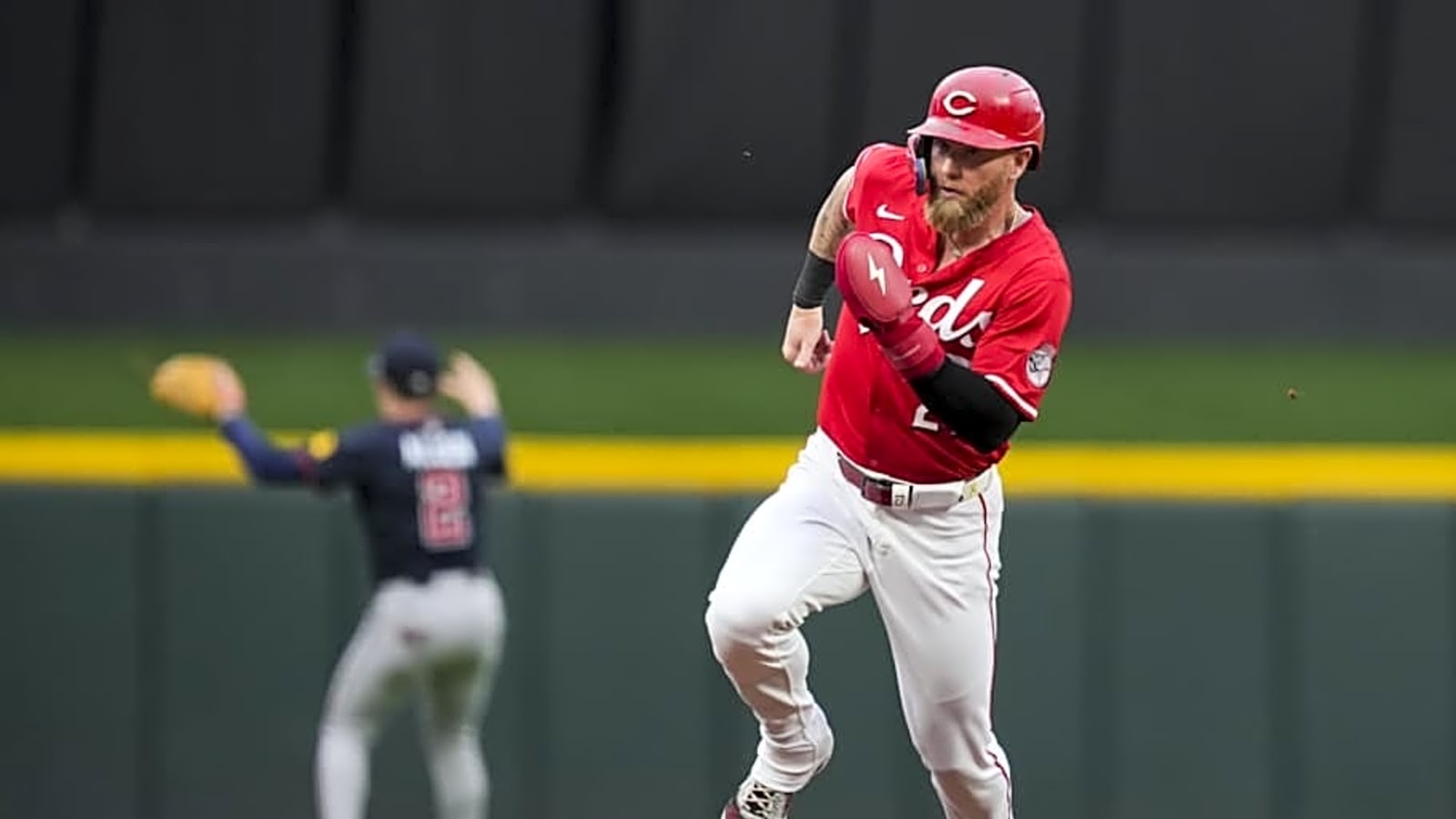 Former Cincinnati Reds Fan Favorite Claimed By Atlanta Braves
