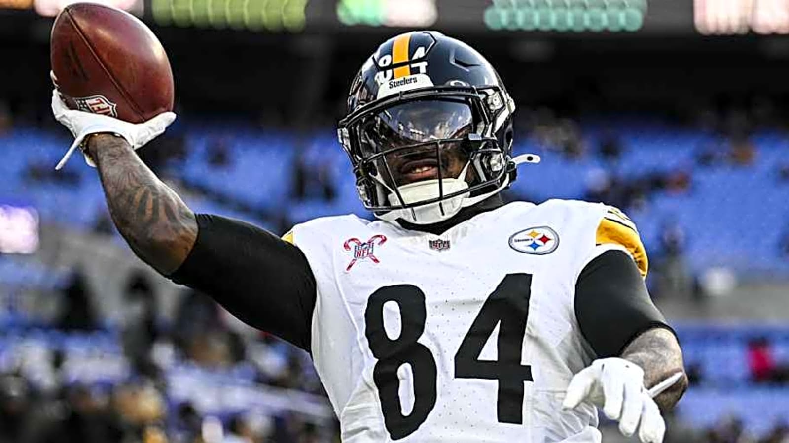 Steelers Veteran Playmaker Goes Down With Injury