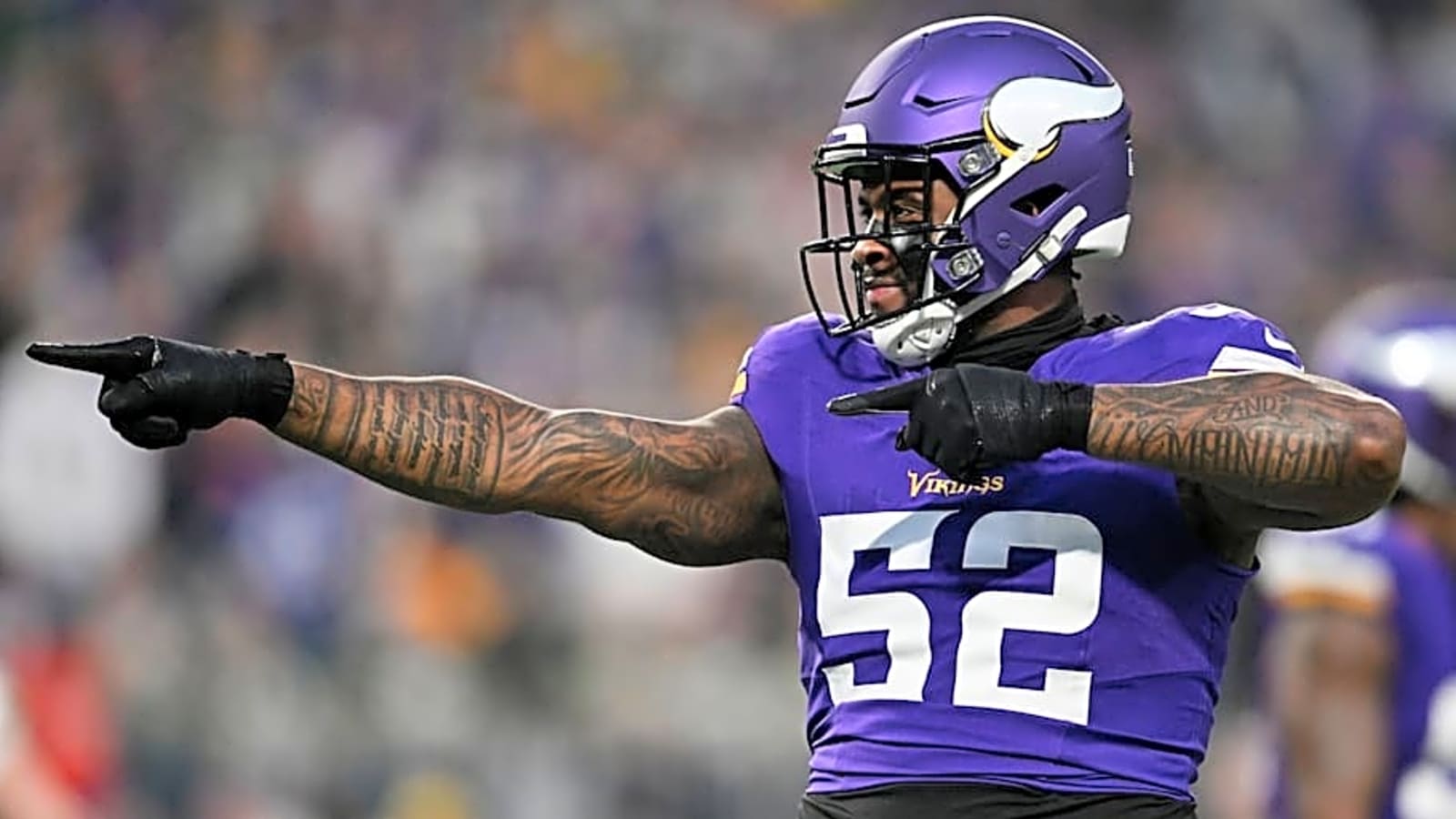 Titans EDGE Prepares to Face Former Team