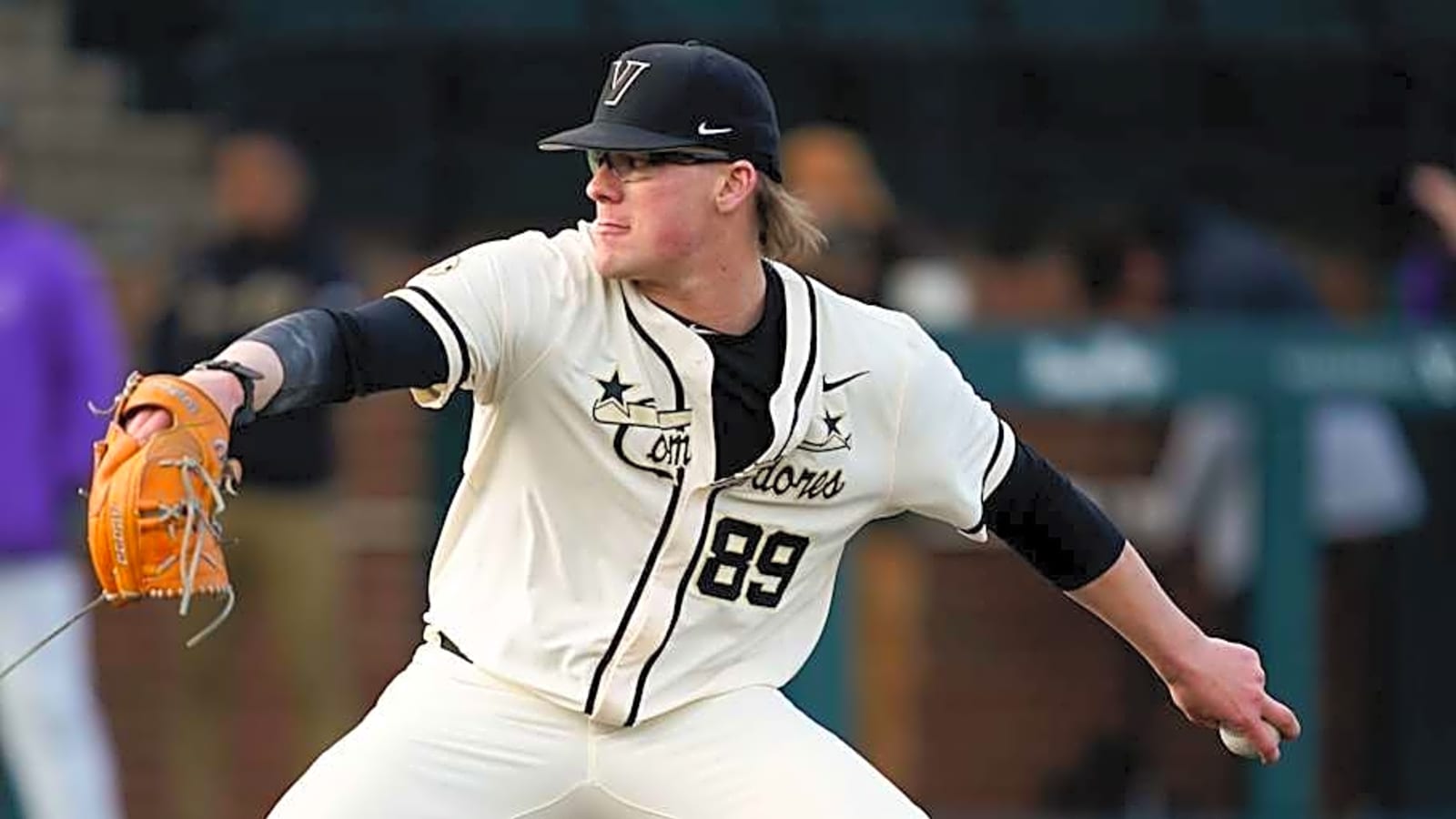 Razorbacks reload for next season from Vanderbilt for the second year