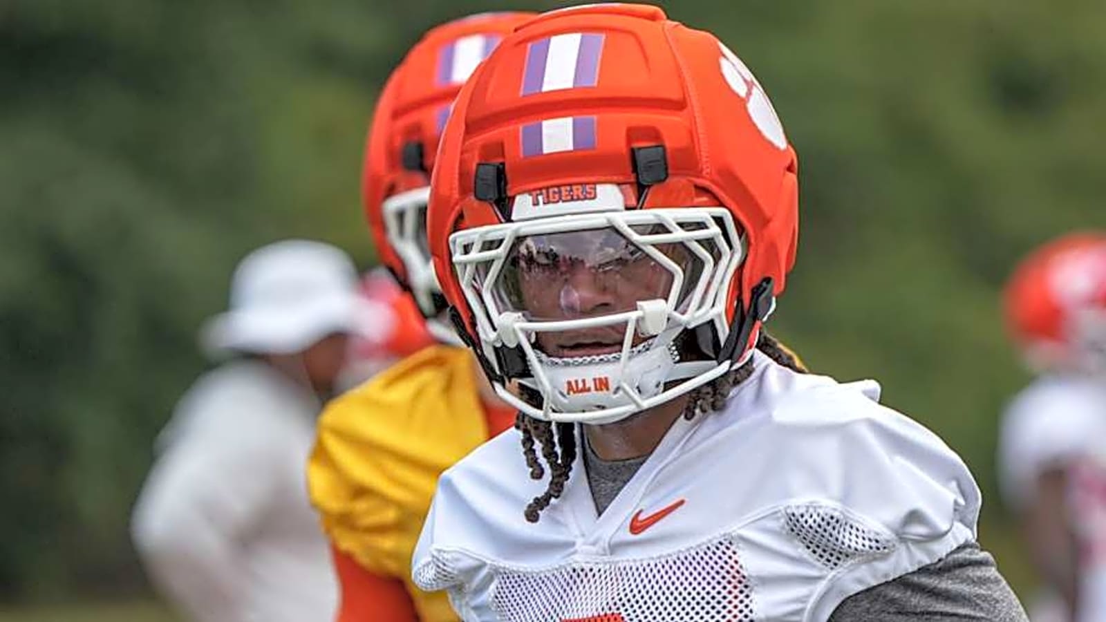 Clemson Tigers DB Departs from Program, Per Report