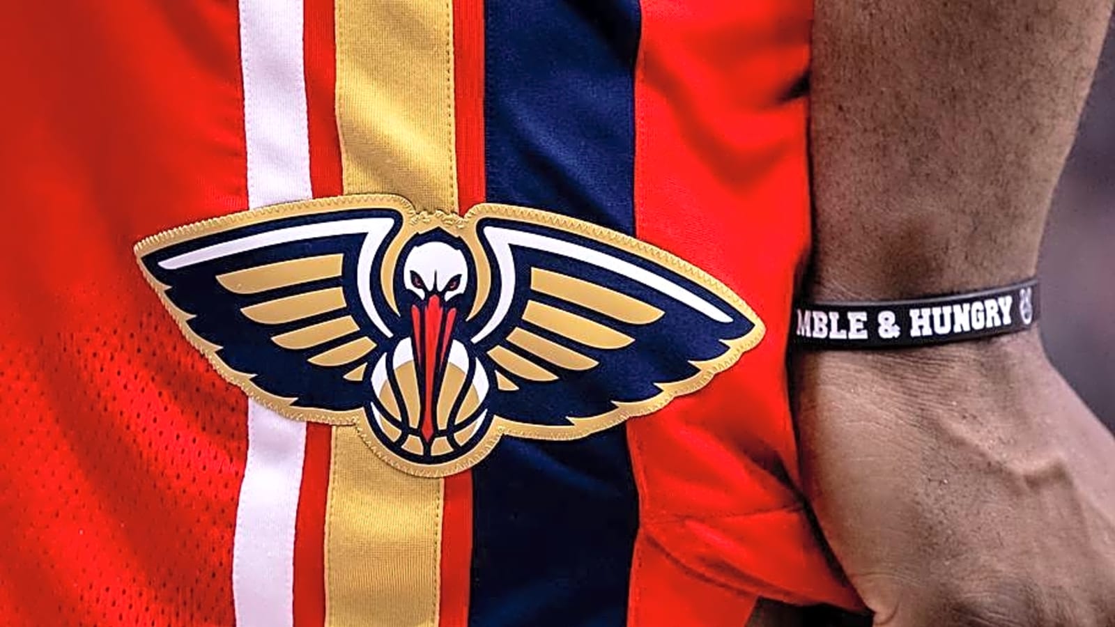 What Should Pelicans Do With Their Final Roster Spot?