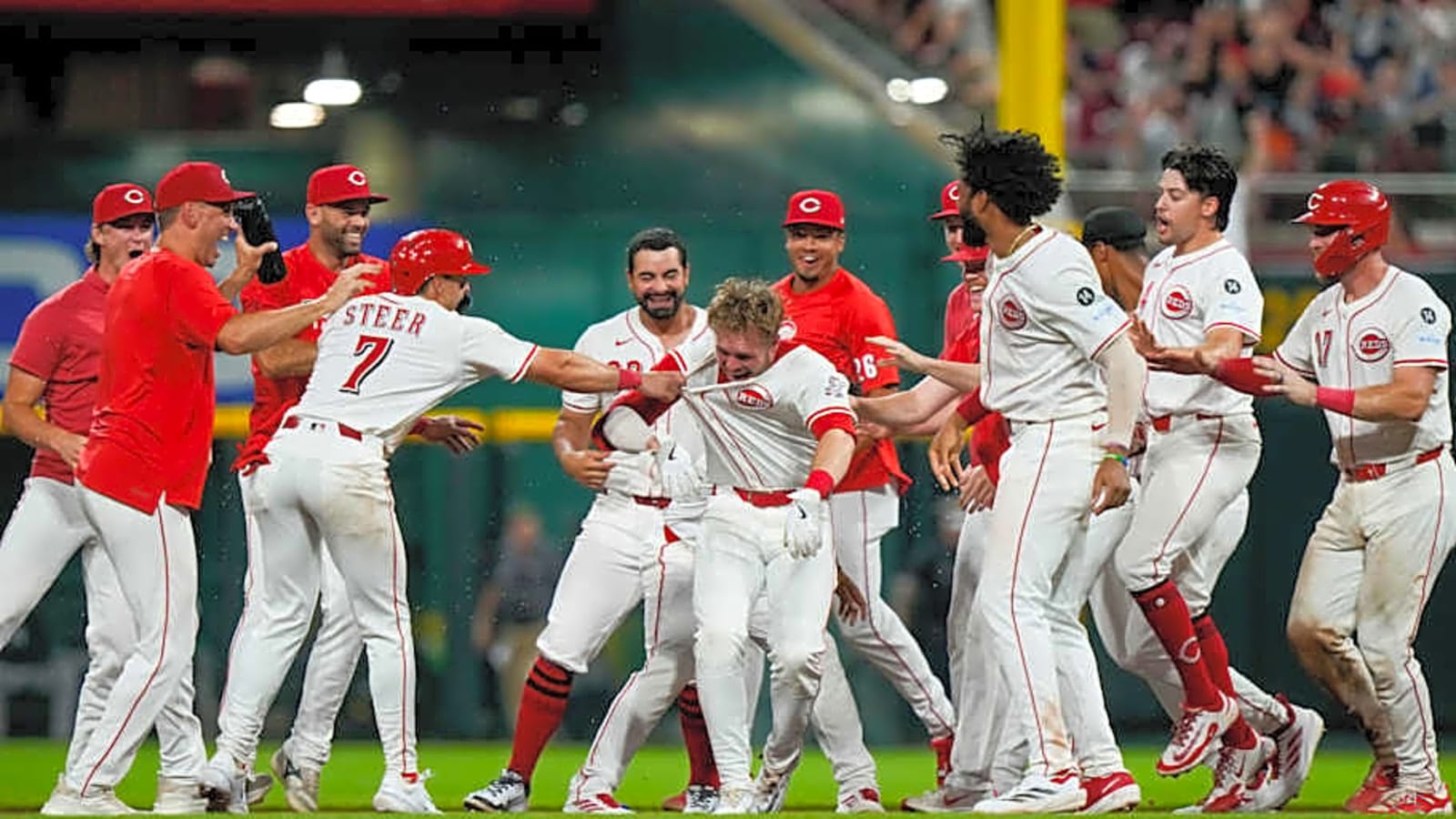 Cincinnati Reds Ranked Middle of the Road in Most Recent Power Rankings