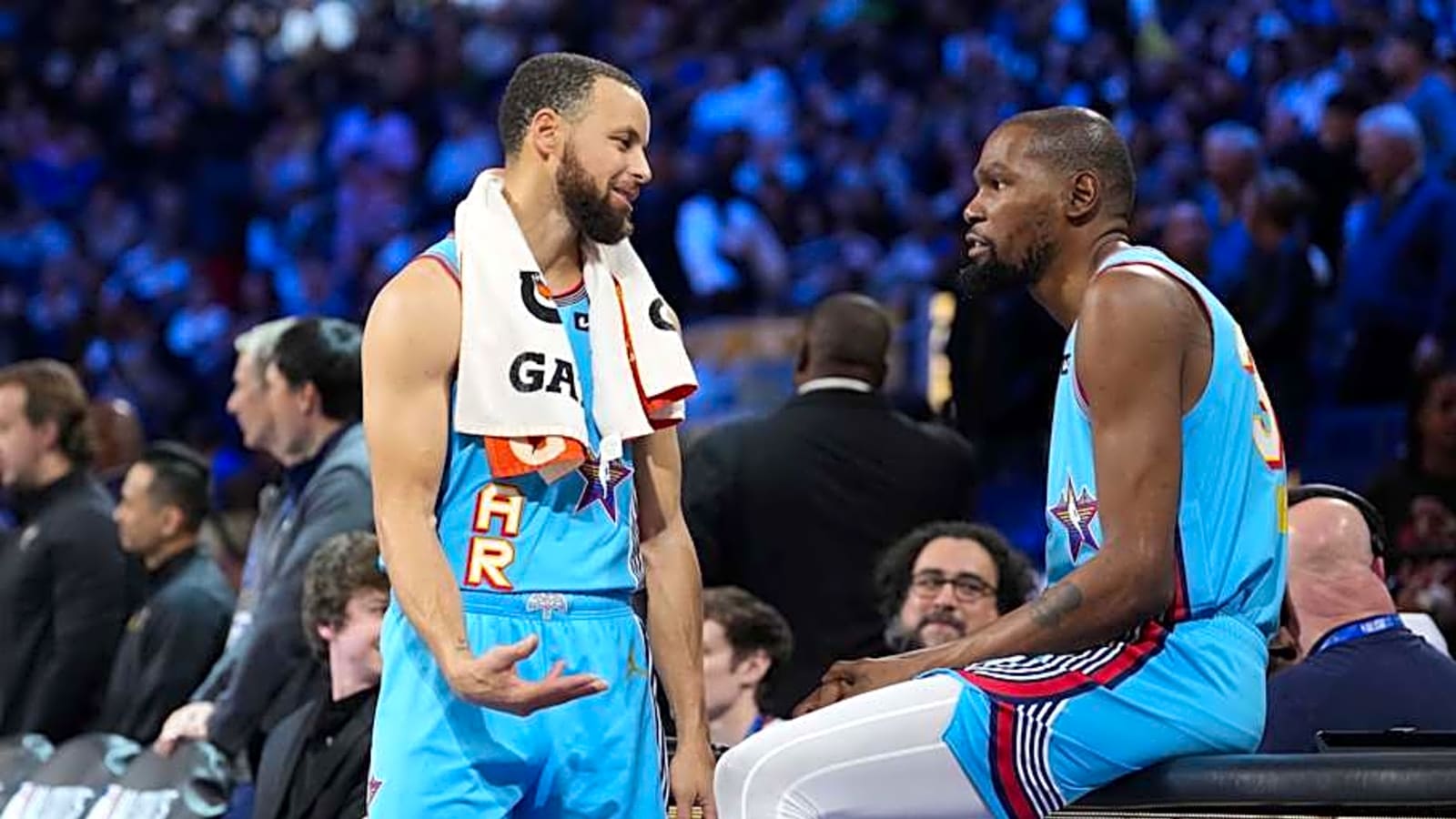 Kevin Durant Makes Viral Steph Curry Statement