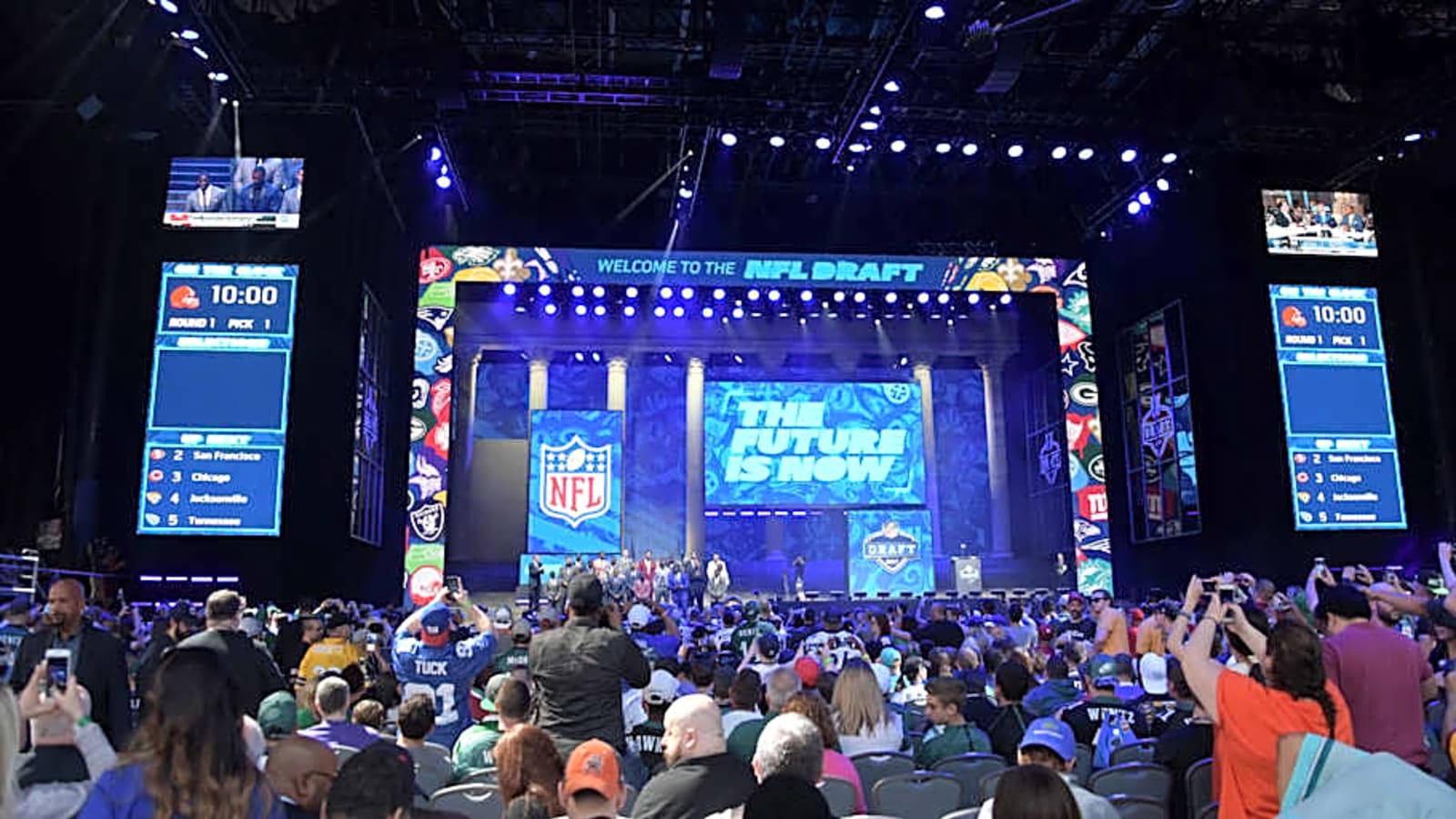 Five Reasons Why Cleveland Browns Shouldn’t Trade Back in the 2026 NFL Draft