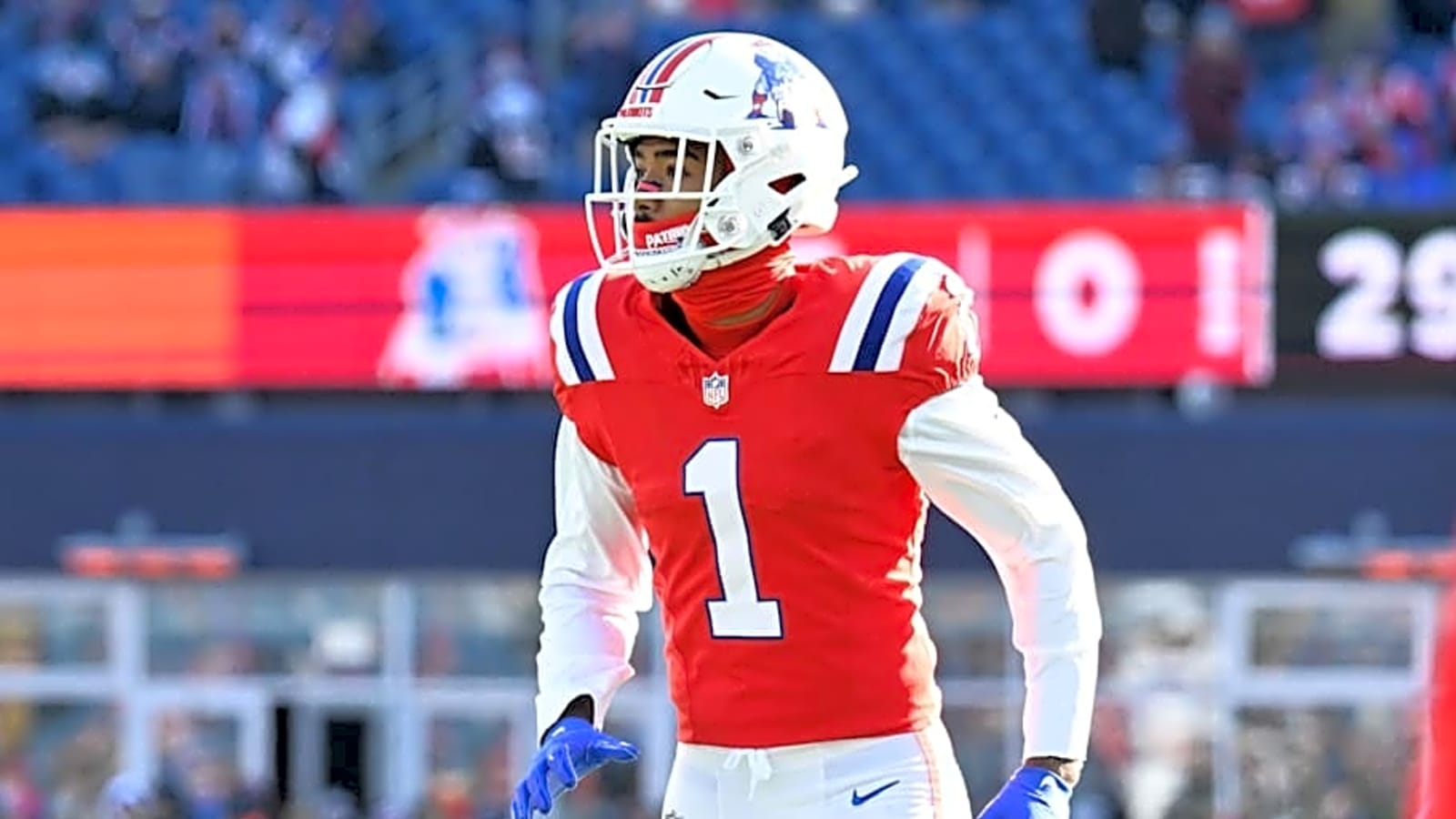 Peculiar Panthers-Patriots trade proposal sends former second-round pick to Carolina