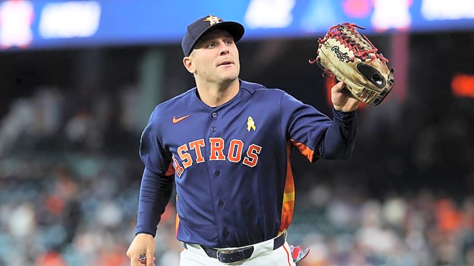 Why Houston Should Consider Retaining Daulton Varsho