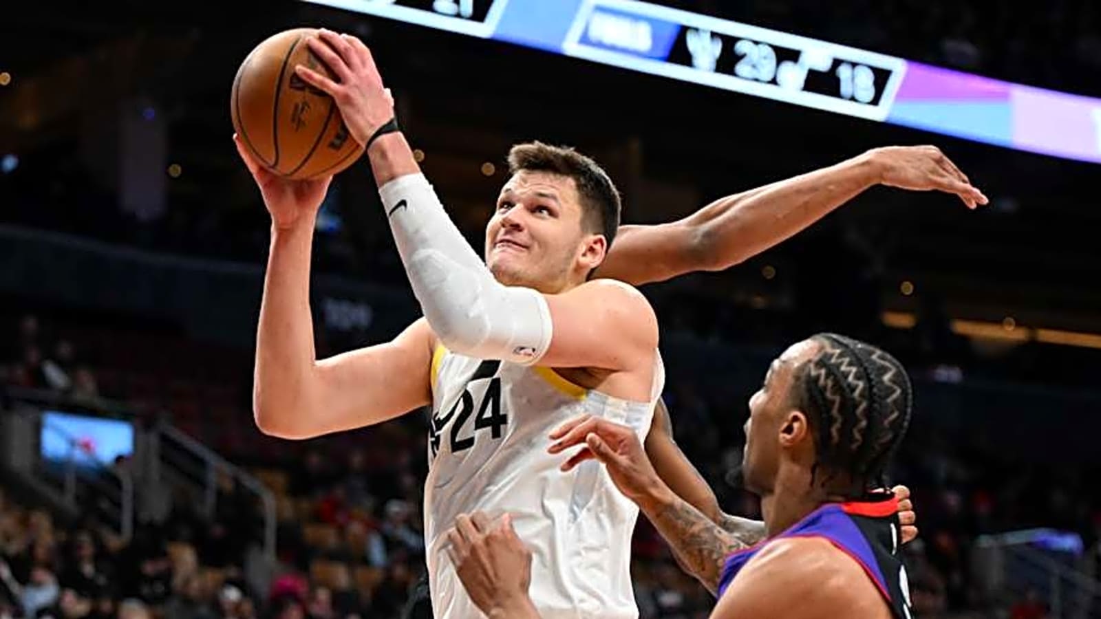 Why Wizards Should Shy Away from Jazz Big Man