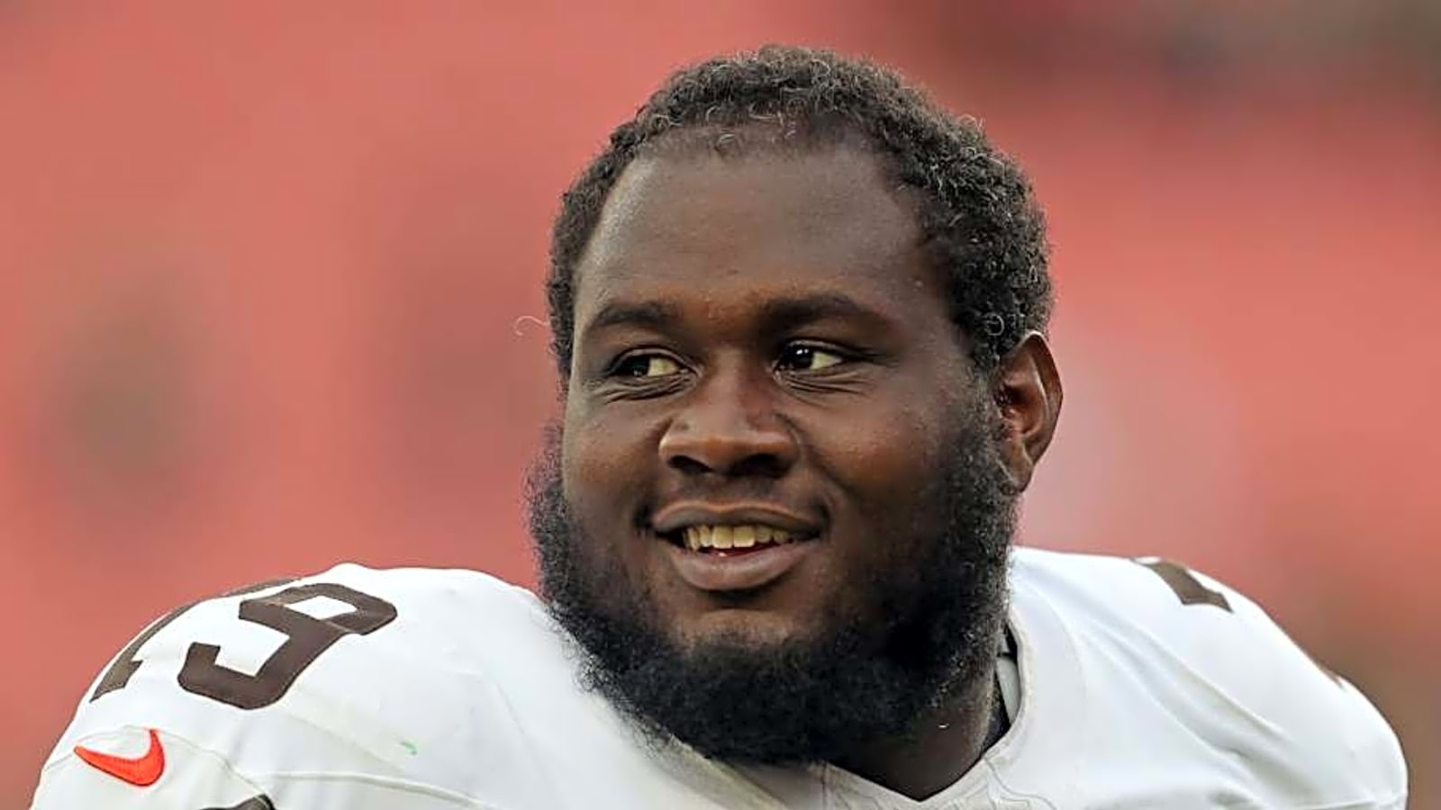Browns Dawand Jones Embracing New Challenge Entering 2025