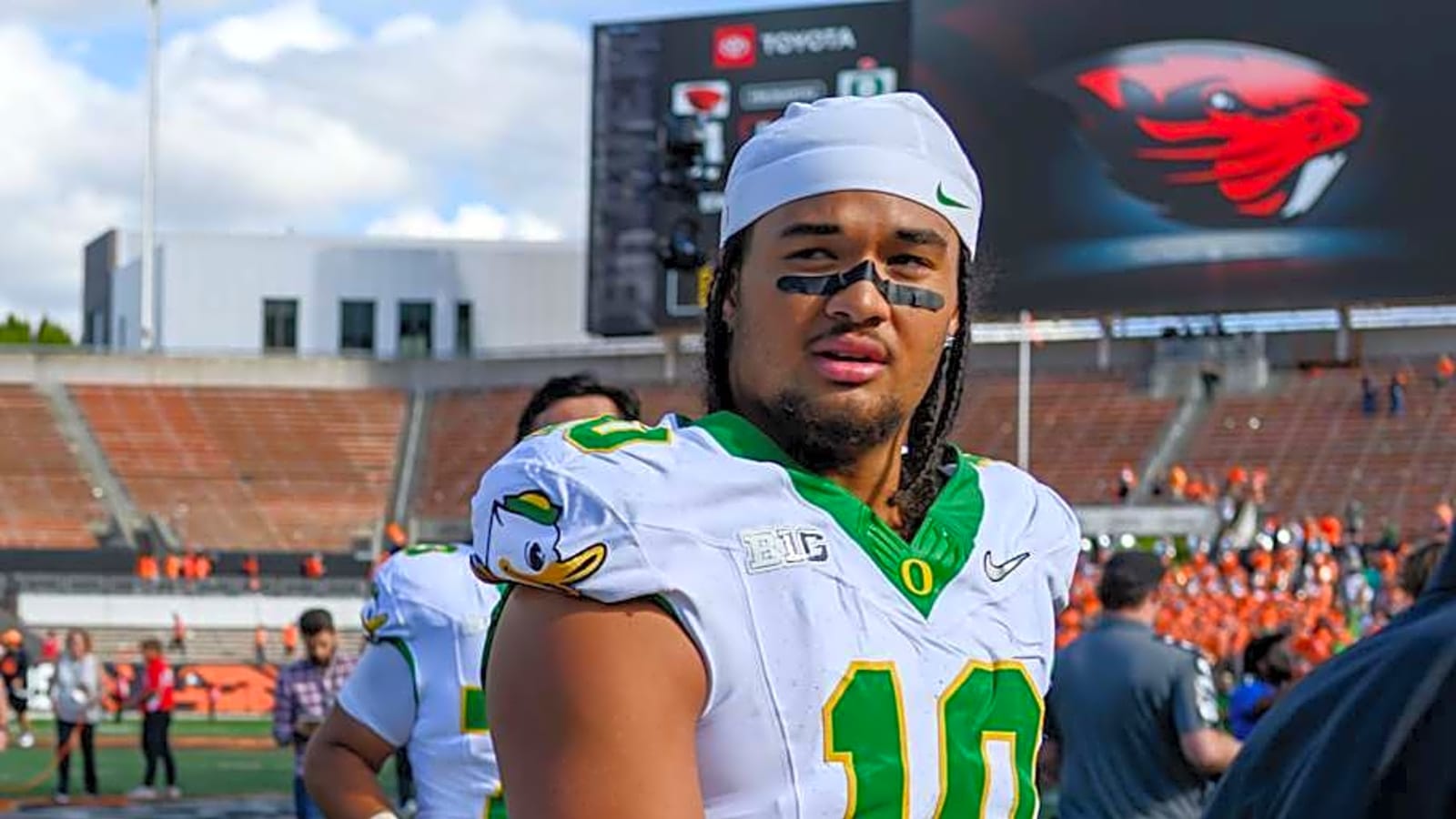 Three Oregon Ducks Predicted As Potential First Round 2026 NFL Draft Picks