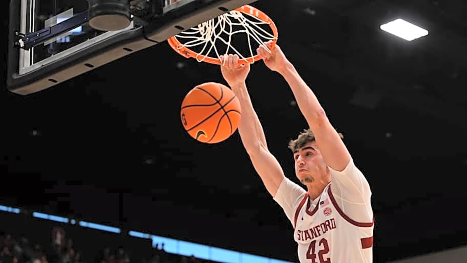 How Stanford&#39;s Maxime Raynaud Fits with the Sacramento Kings