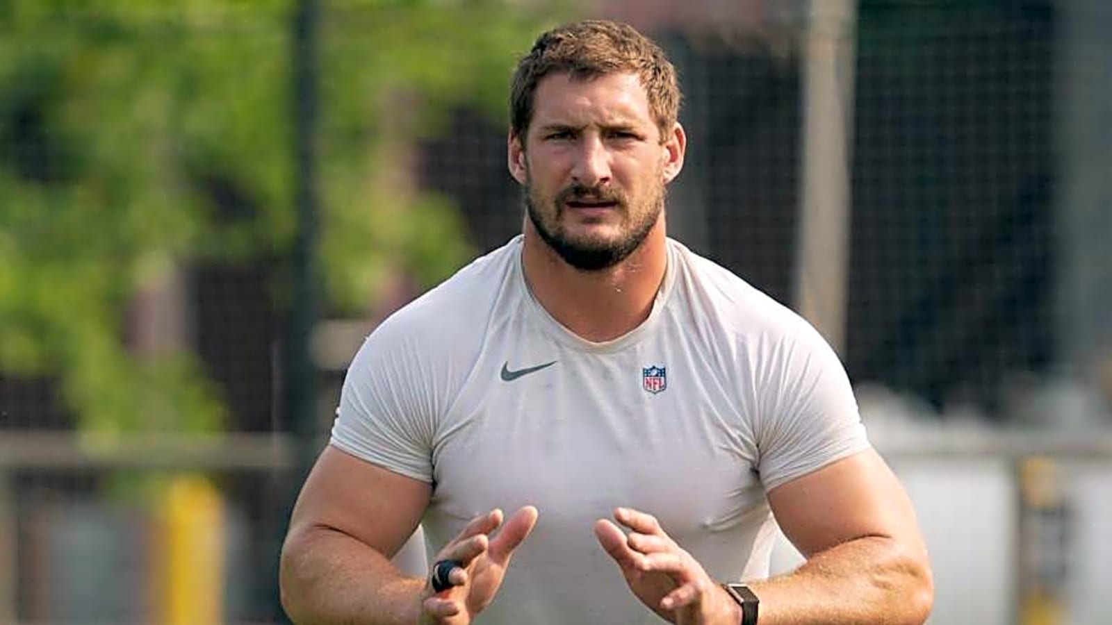It&#39;s not SoCal, but Buffalo &#39;feels like home now&#39; for Bills&#39; new 5x Pro Bowl DE