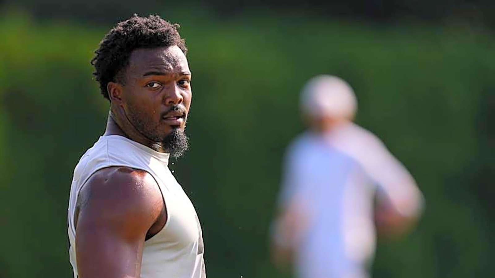Nakobe Dean confirms it&#39;s Jihaad Campbell season with social media post