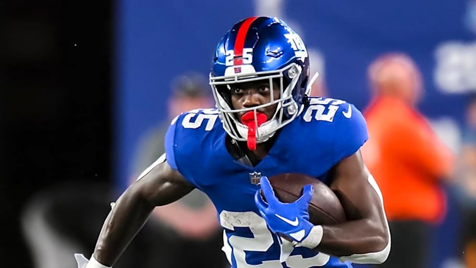 Falcons Sign UFL&#39;s Leading Rusher