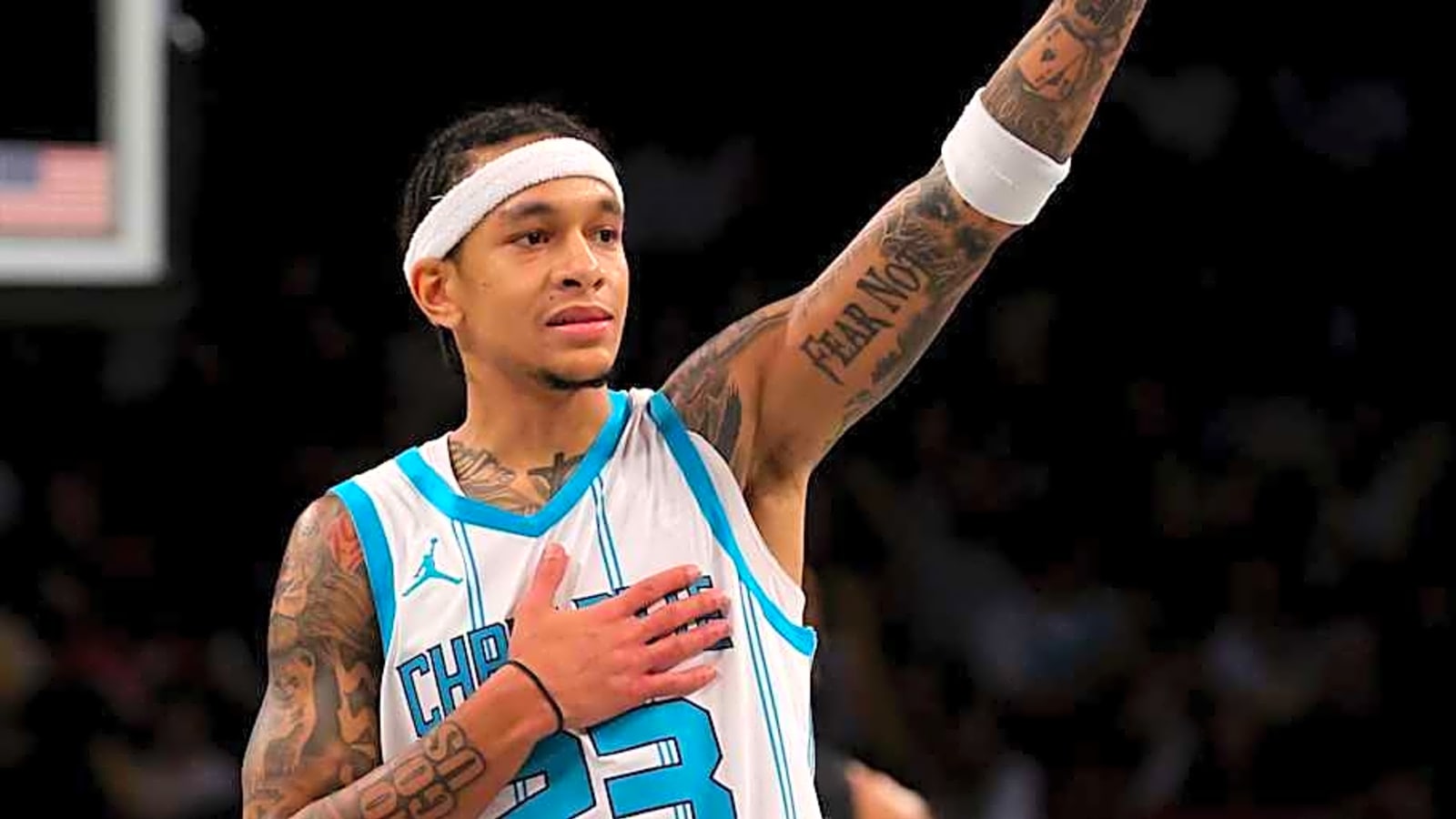  Tre Mann signs a multi-year deal to remain with the Hornets