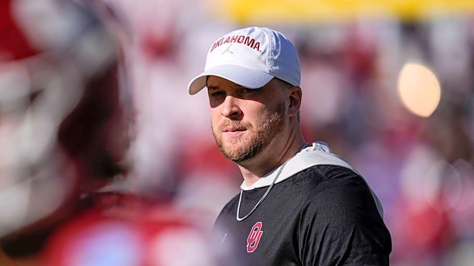 Oklahoma OC Ben Arbuckle: John Mateer&#39;s Leadership &#39;Draws&#39; Team Together