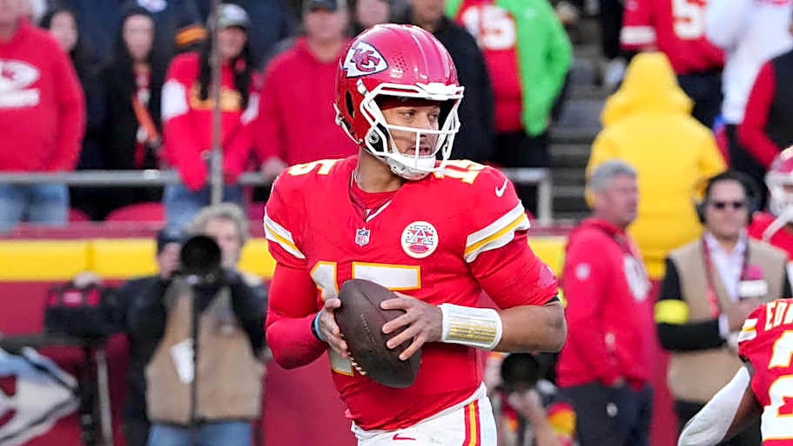 The WR Patrick Mahomes Needs to Find on Sunday