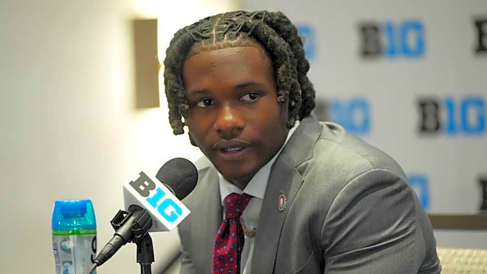 Ohio State&#39;s Jeremiah Smith Drops Bold Opinion on Freshman WR