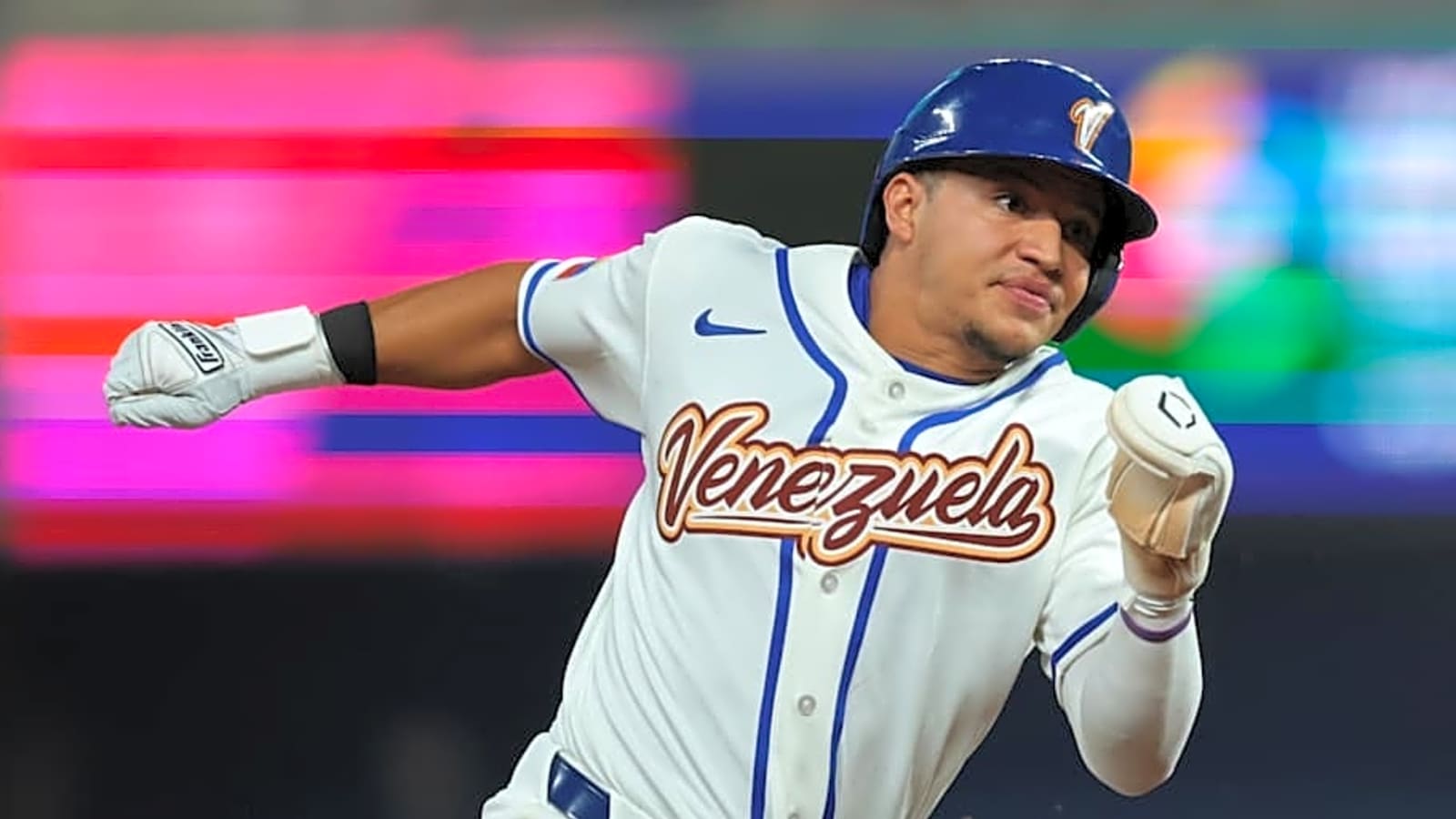 Marlins Infielder Javier Sanoja Seeking to Join Elite Company If Venezuela Wins