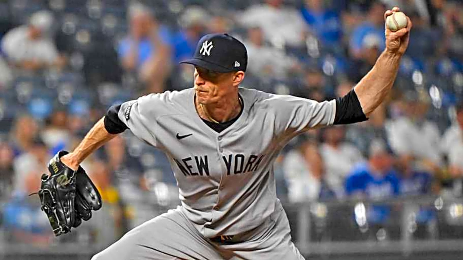 Aging Yankees Reliever Thriving With &#39;Less Gas&#39;