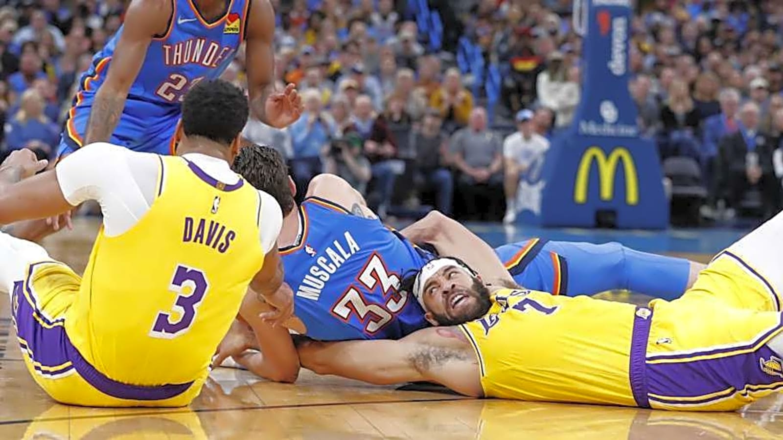 Former Lakers Big Man Joins Suns in Surprise Role