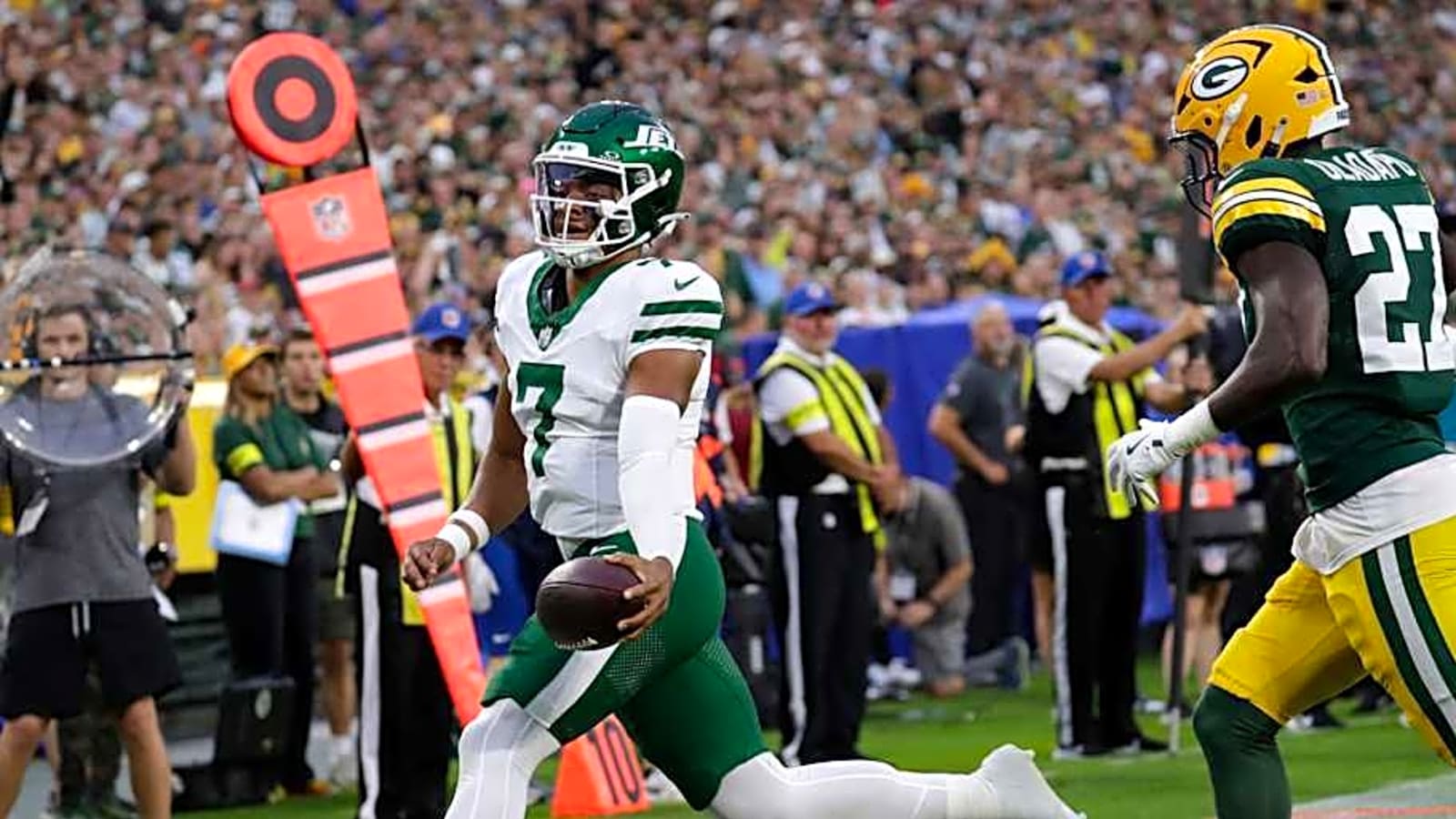 Jets&#39; Justin Fields Replacement May Already Be In Sight