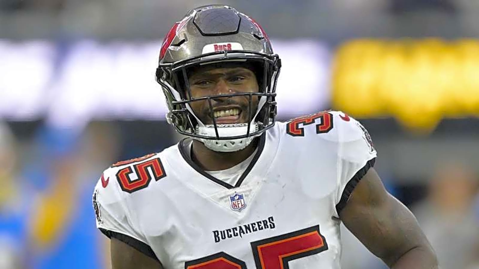 Buccaneers Super Bowl Champion Drawing Interest From Giants