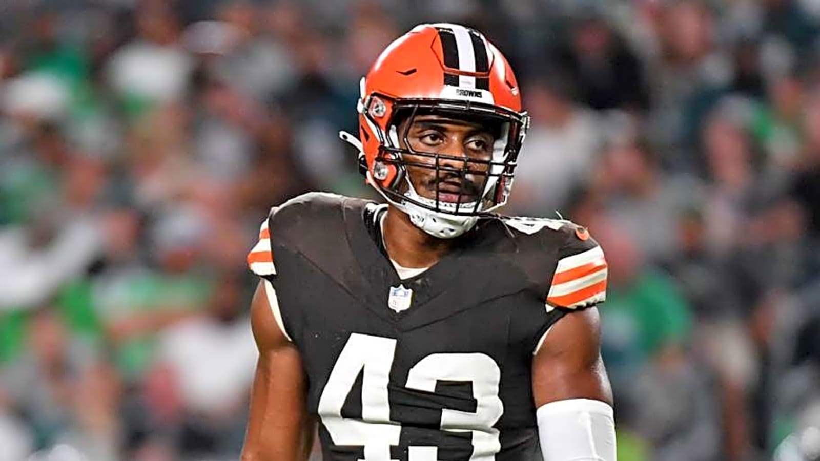 Titans Sign Former Browns LB