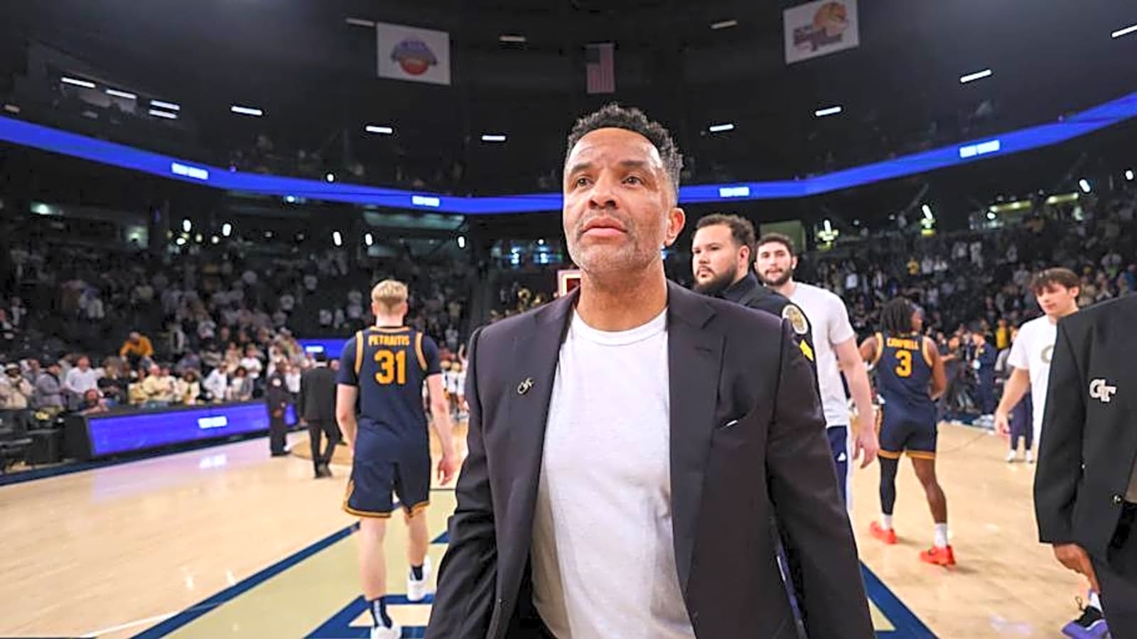 Everything From  Damon Stoudamire&#39;s Preseason Media Availability
