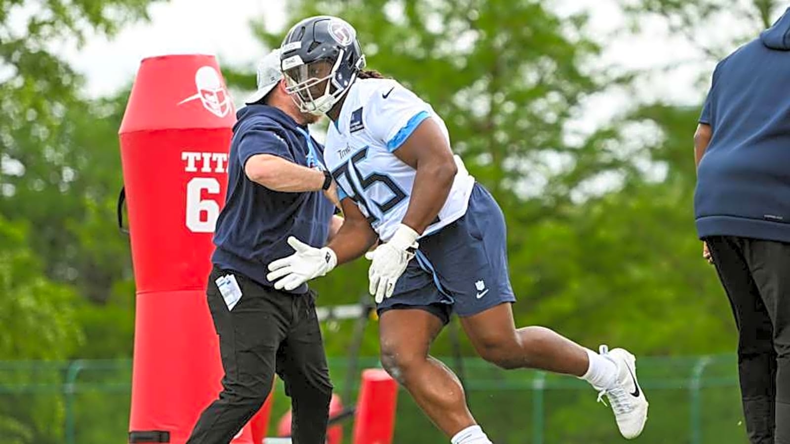 Patriots Sign Undrafted Rookie DT