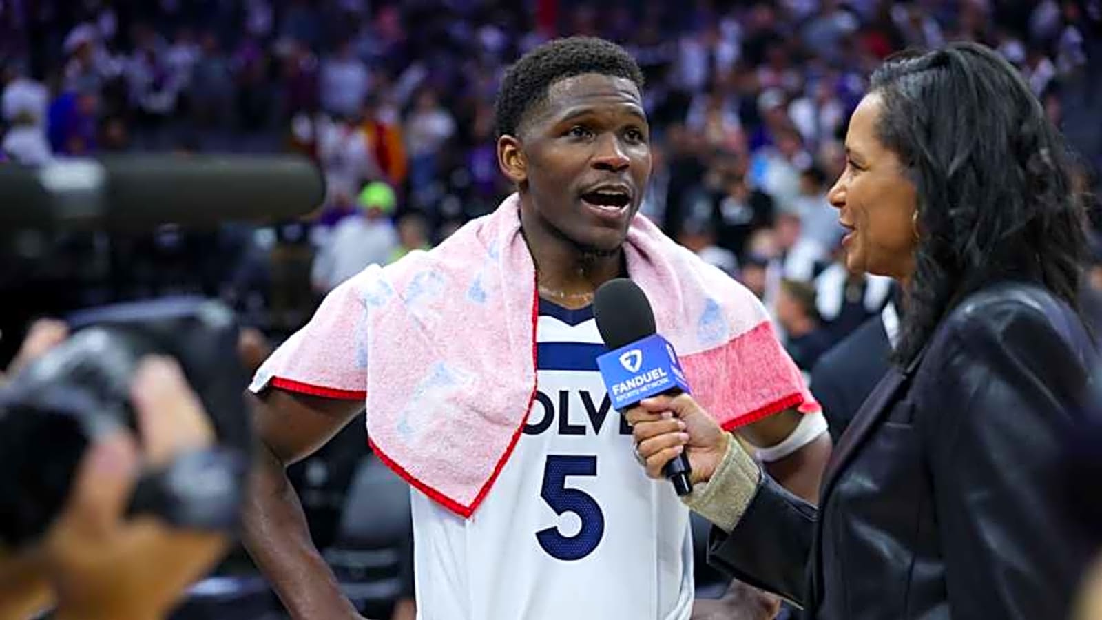 Anthony Edwards Makes Clear LeBron James Statement After Lakers-Timberwolves Game