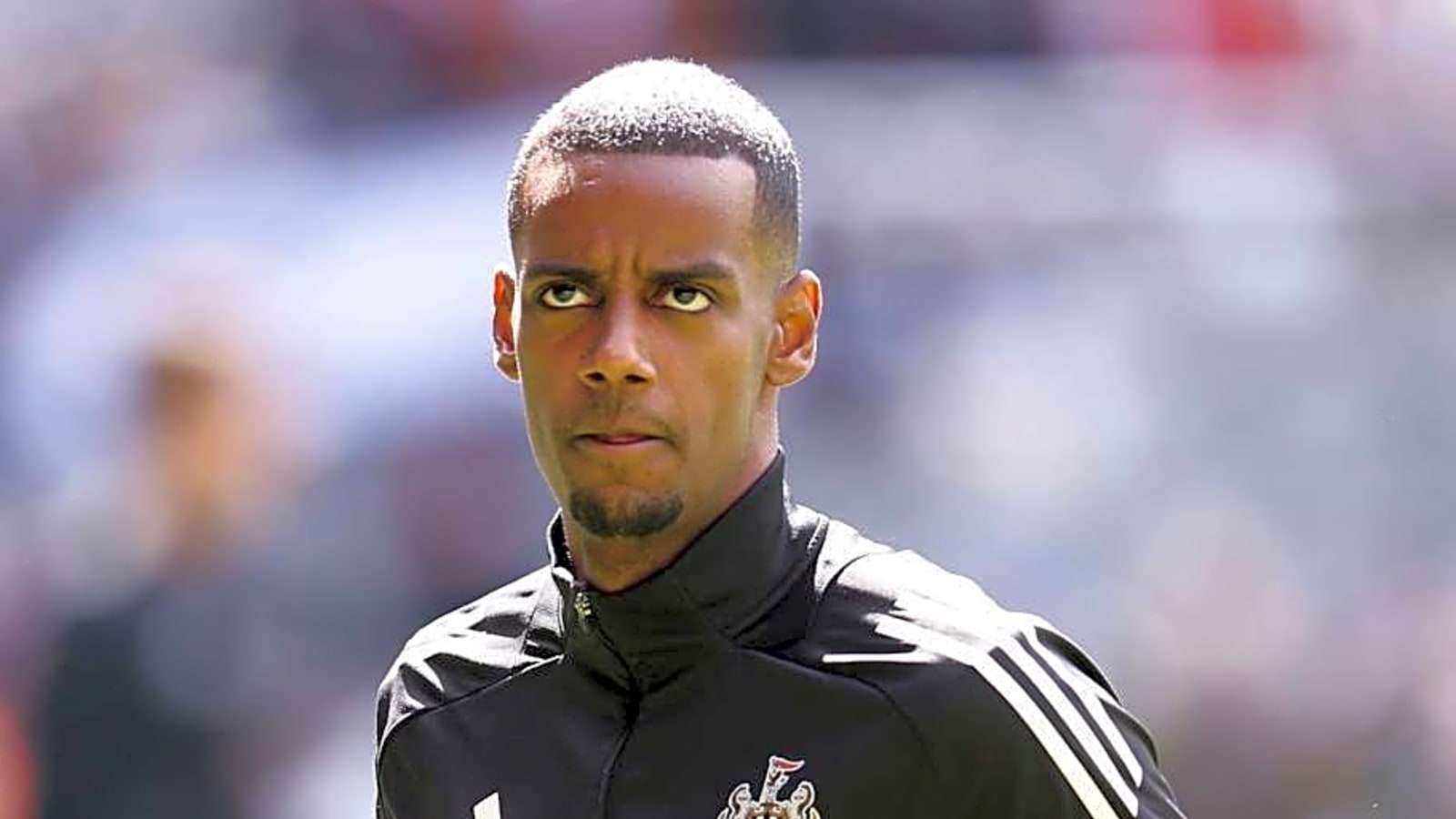 Real Madrid Transfer News: Camavinga, Alaba, Isak, Larsson & More - August 19, 2025