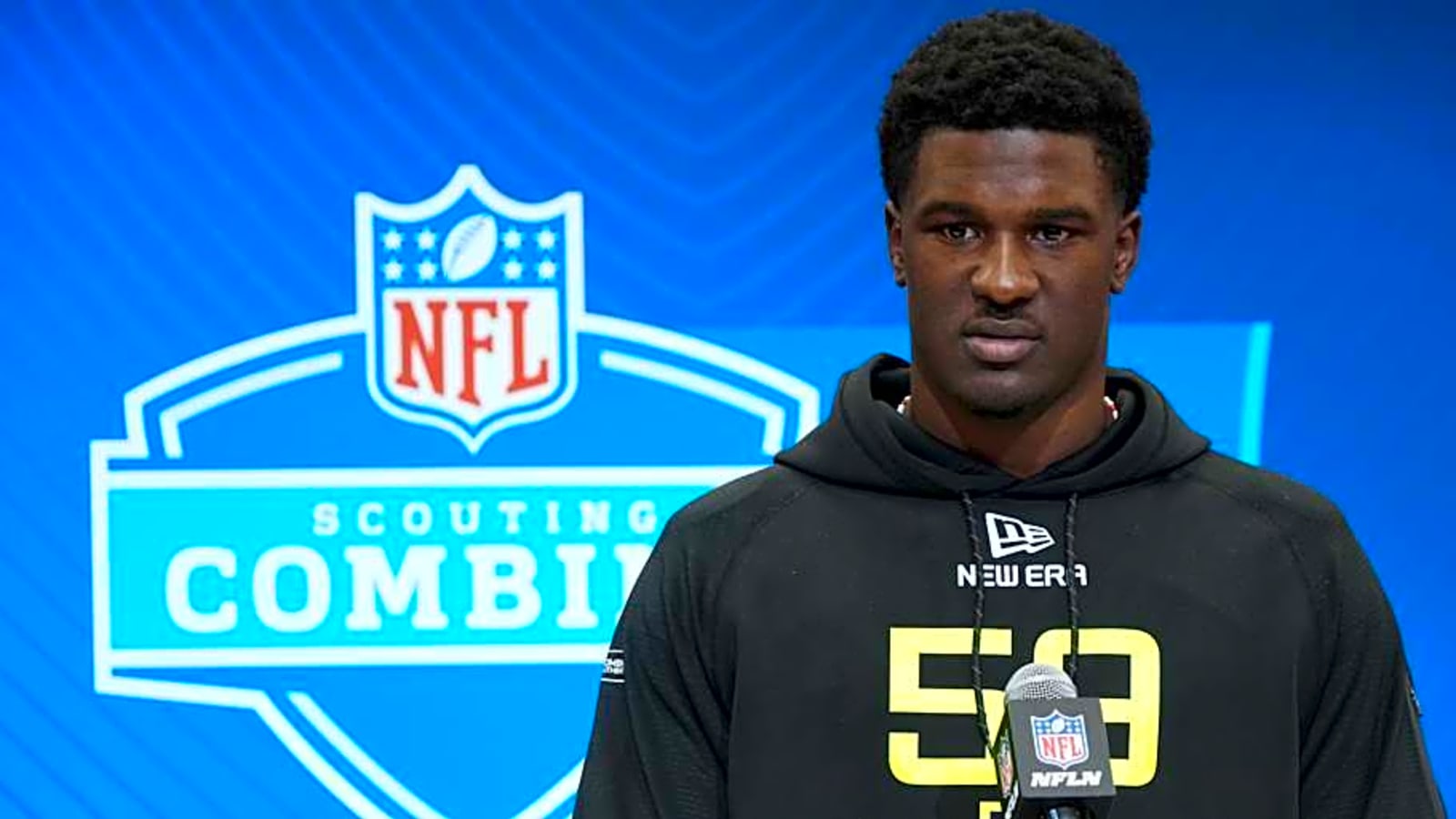 Atlanta Falcons Sign Former Vol James Pearce Jr. to Rookie Contract