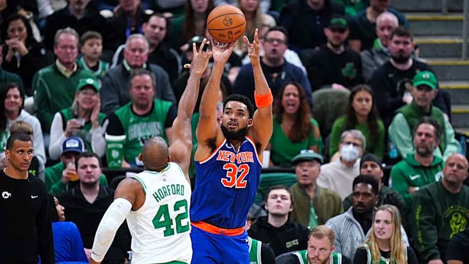 Ex-Grizzlies Player&#39;s Bold Karl-Anthony Towns Take After Knicks-Celtics