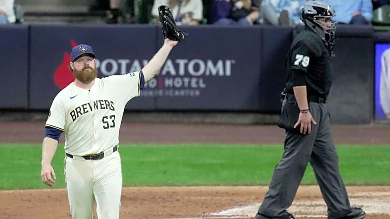 Brewers Predicted To Retain $17.5 Million Veteran Star in Free Agency