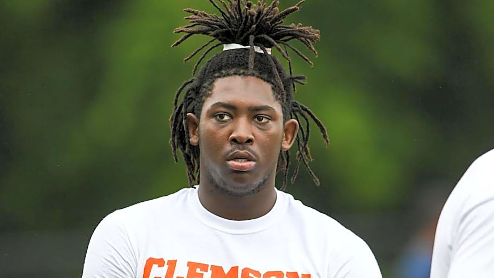 West Virginia Offers SEC Transfer Defensive Lineman Eddie Kelly Jr.