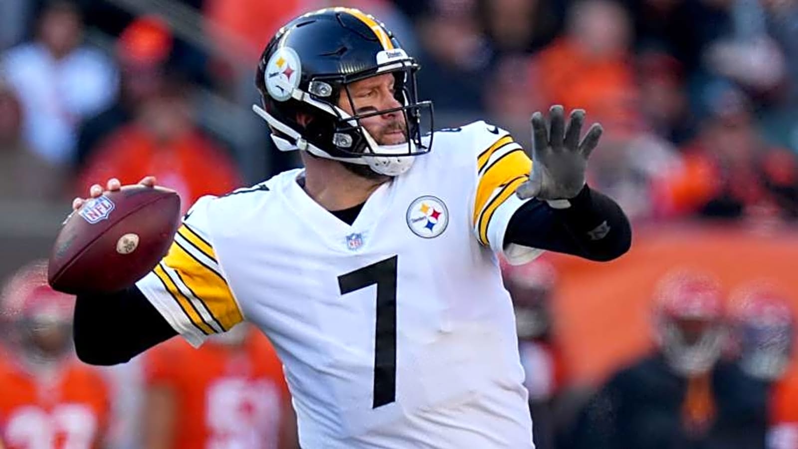 Steelers Legend Ben Roethlisberger Jokes About Helping Broncos