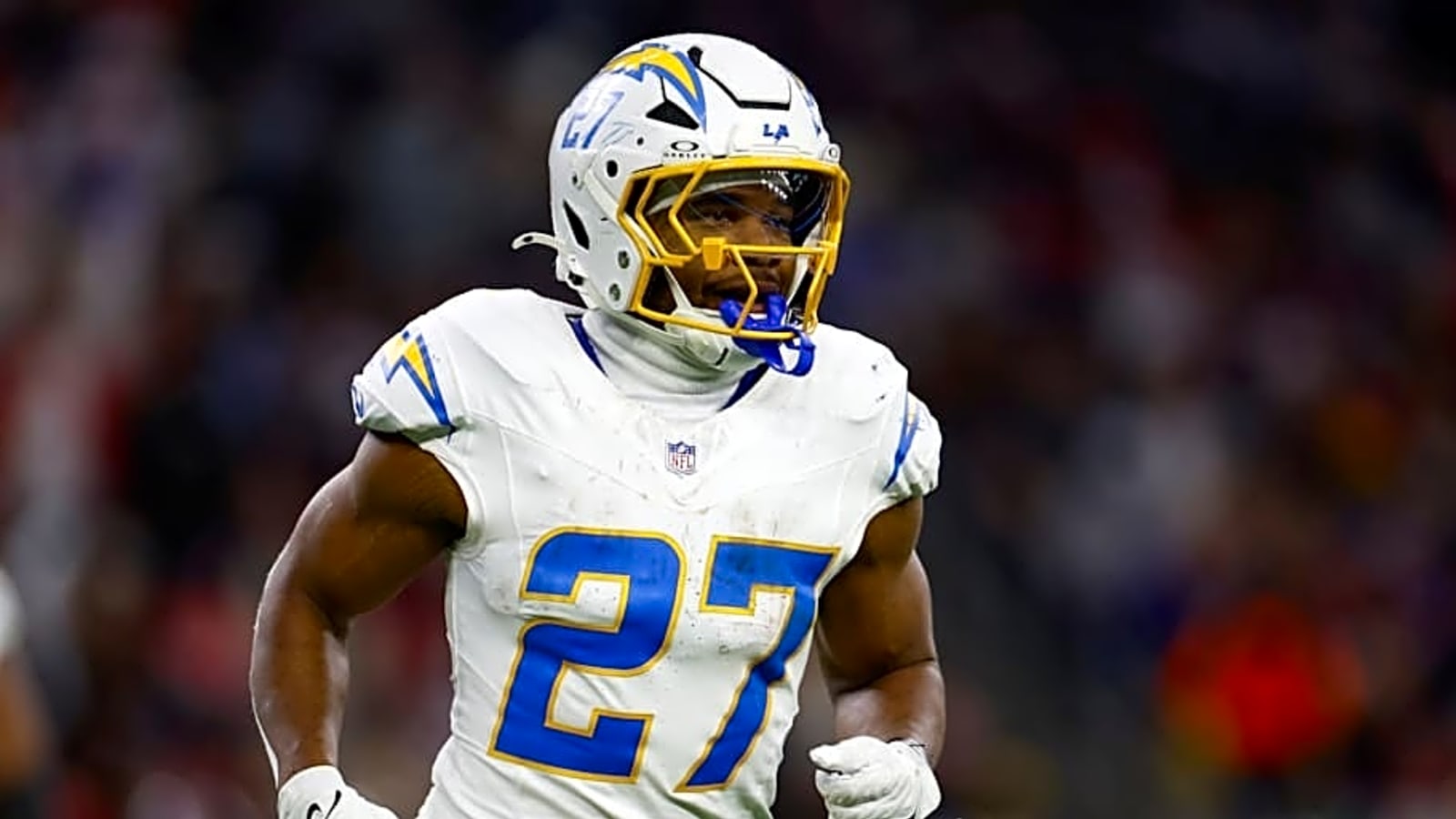 Broncos’ running back plan screams ambition while Chiefs held back
