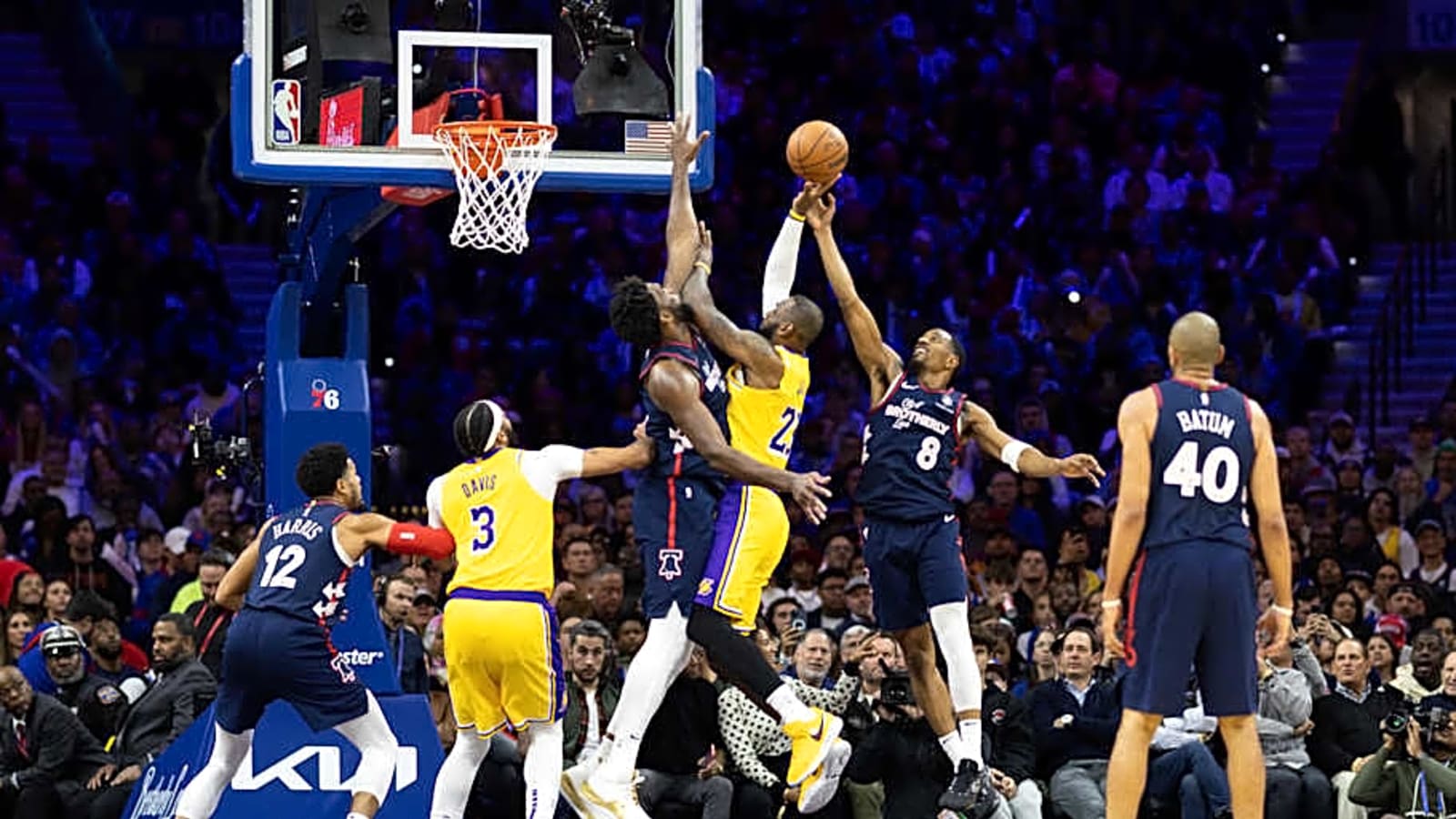 Lakers Free Agent Target Expected to Sign With Warriors, Per Insider
