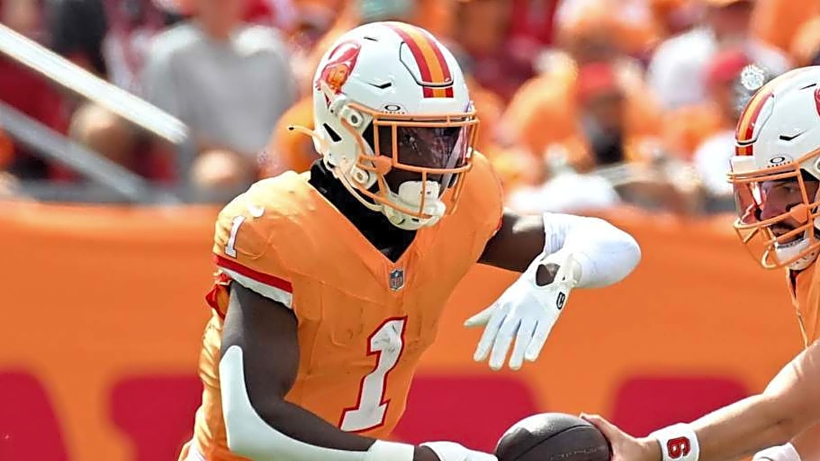 Buccaneers RB injured in preseason game against Titans