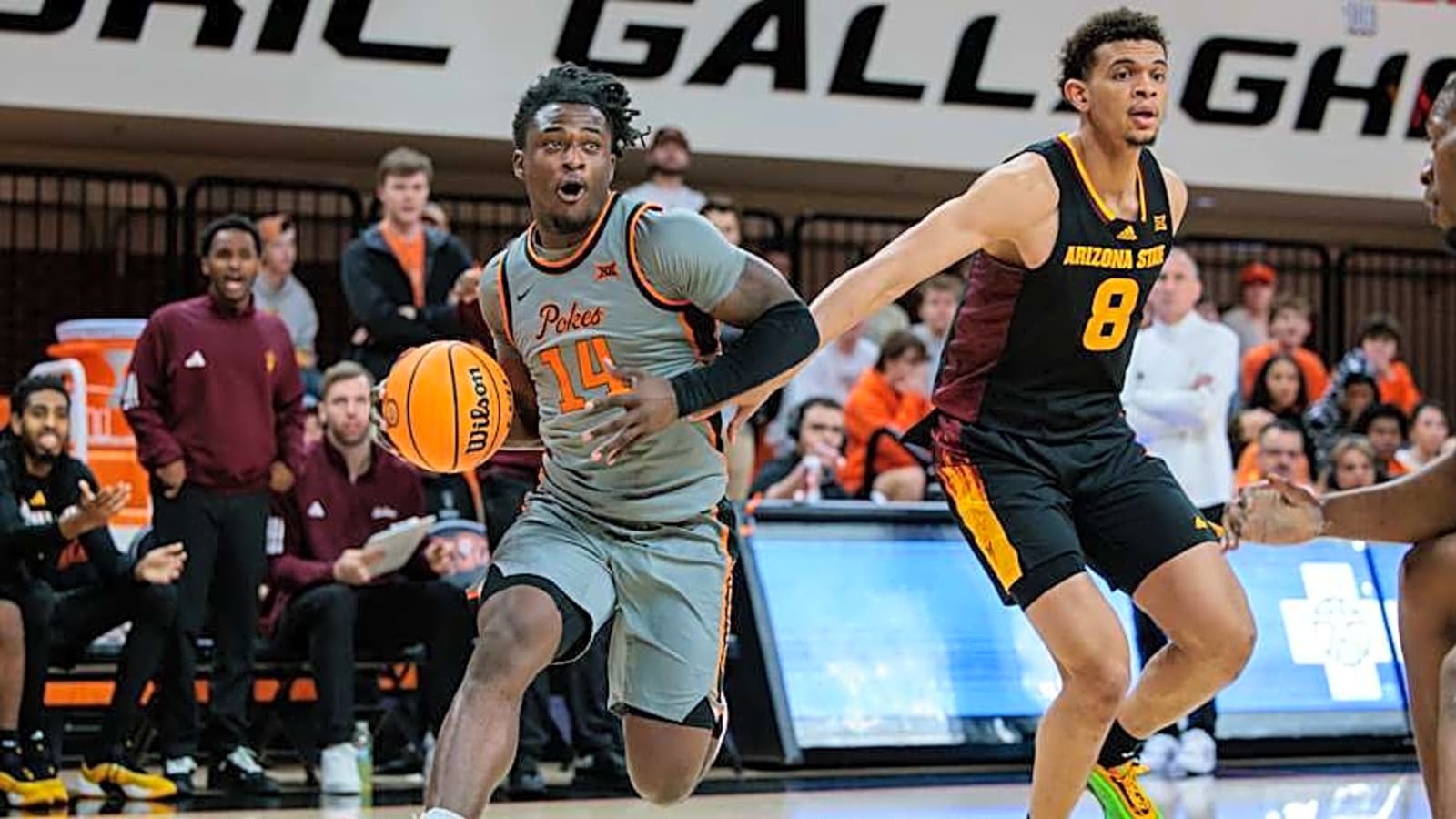 Oklahoma State Transfer Guard Commits to Louisiana