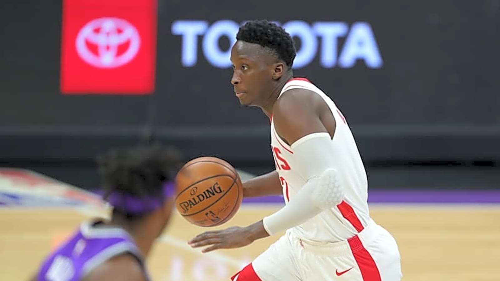 Former Rockets Star Turns Heads En Route to NBA Comeback