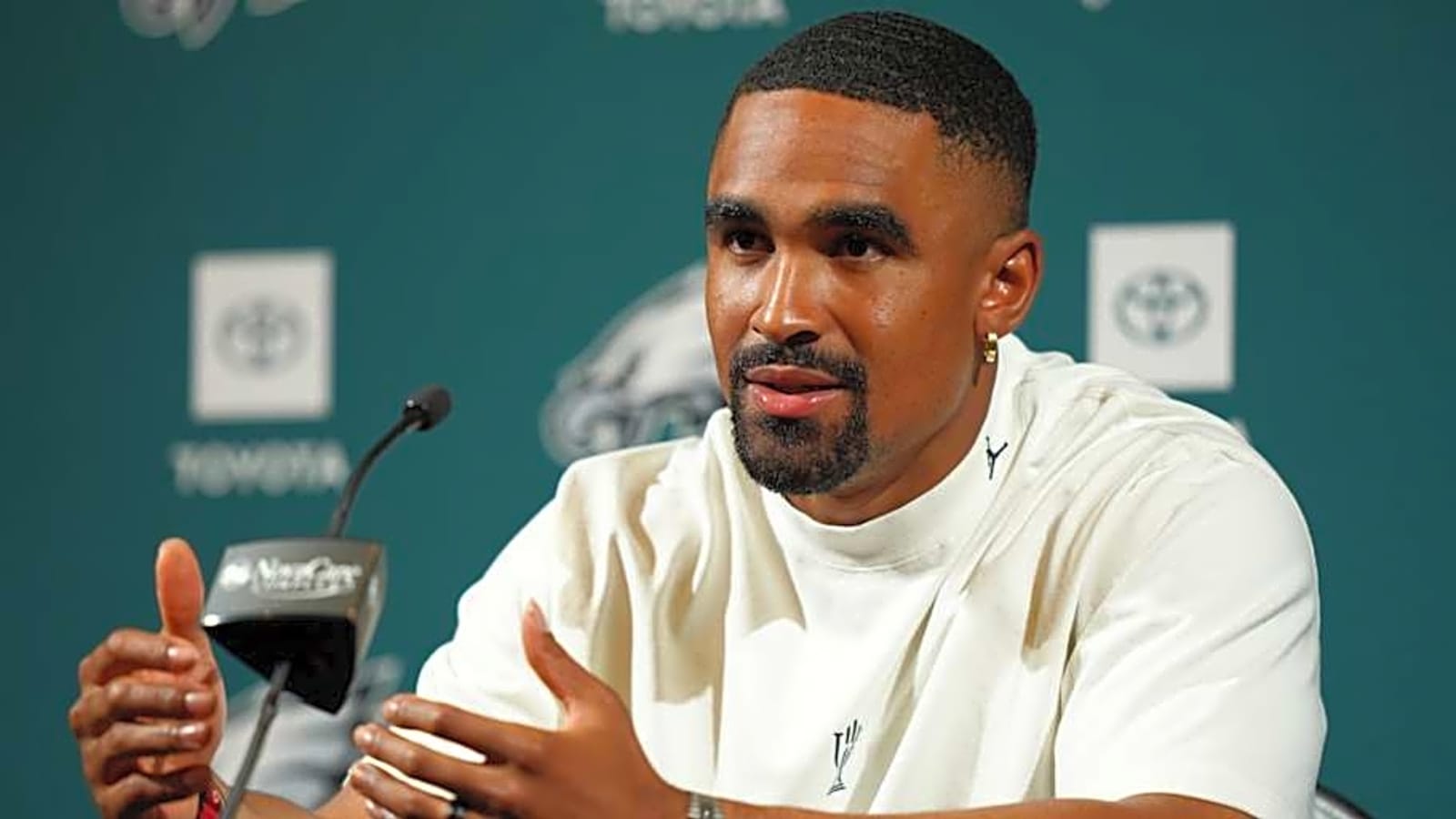 Eagles&#39; Jalen Hurts Turning Heads: &#39;Close To Inevitable&#39;